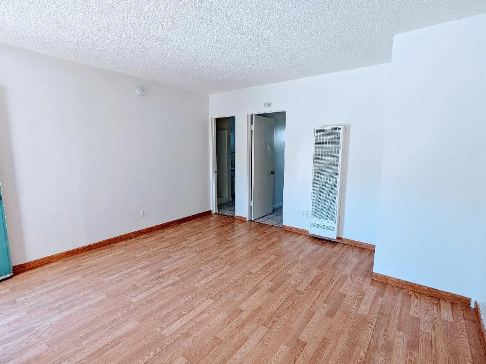 6737 Denny Ave. 3