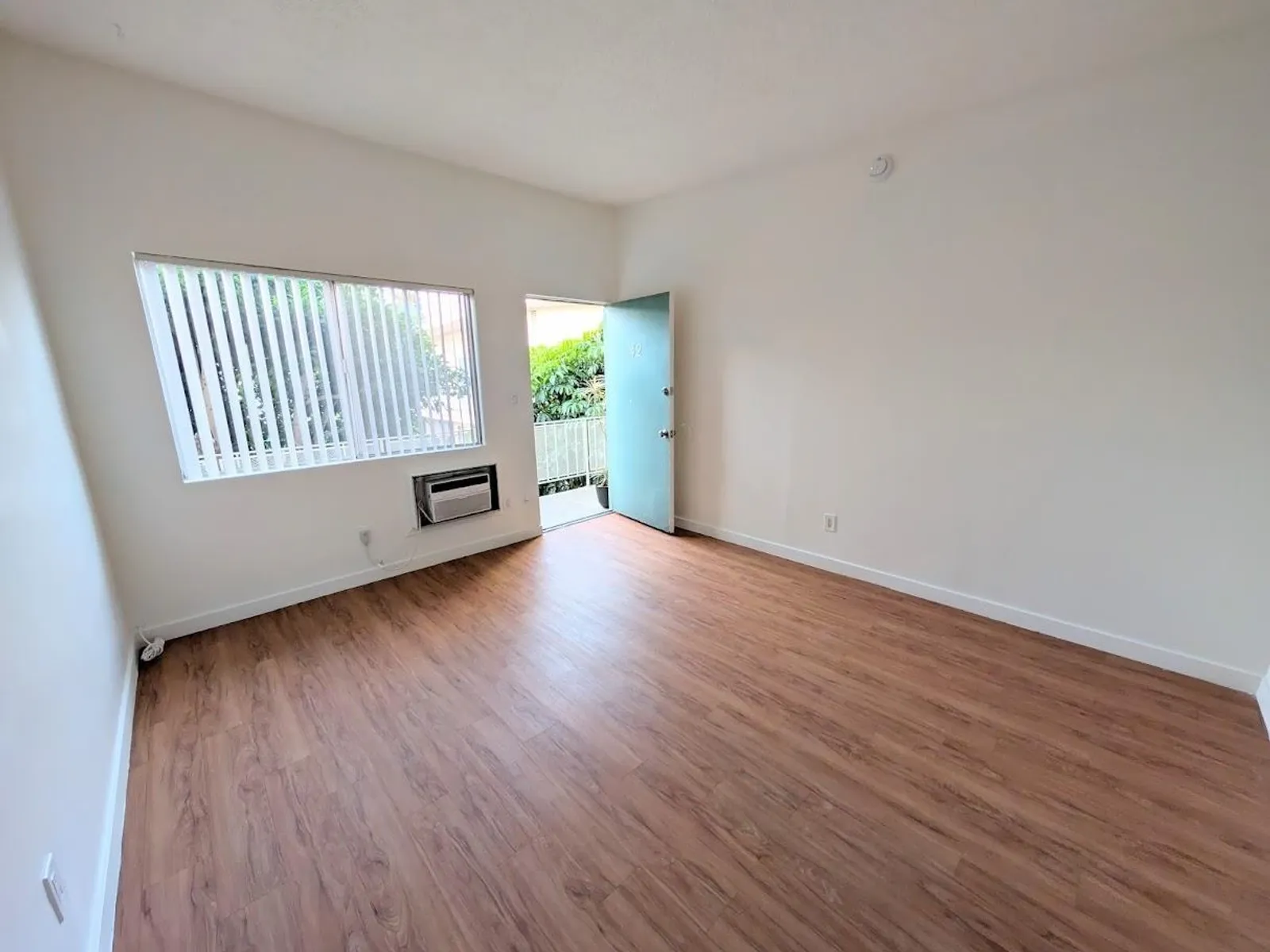 6737 Denny Ave. 3