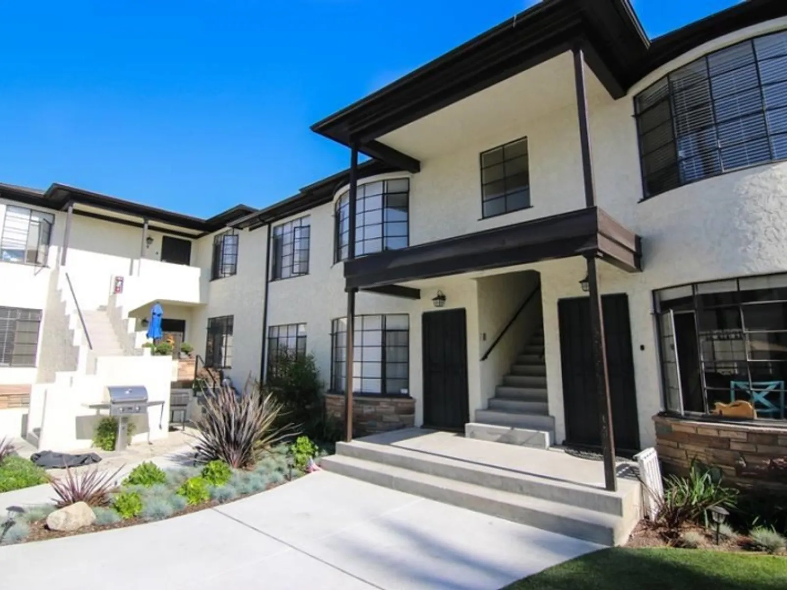 3617-3627 Ocean Blvd 6