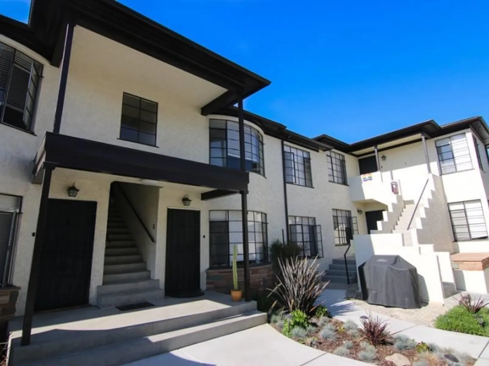3617-3627 Ocean Blvd 7