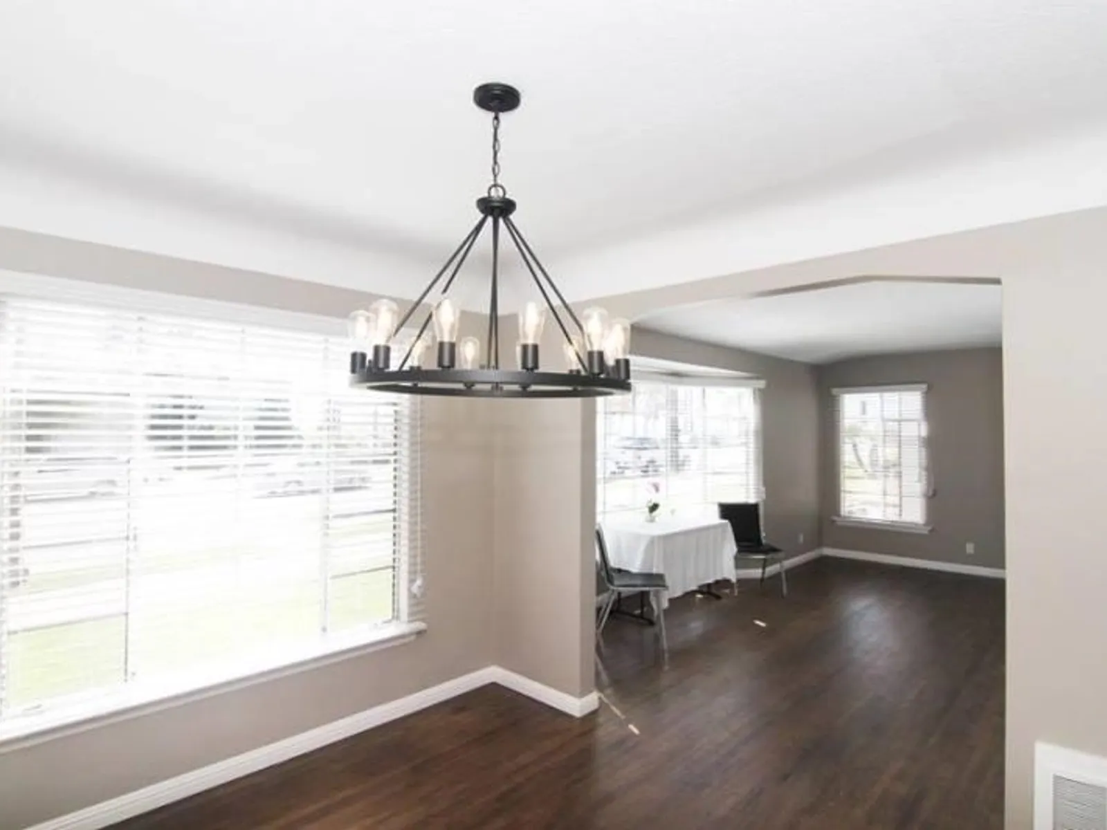 3617-3627 Ocean Blvd 15