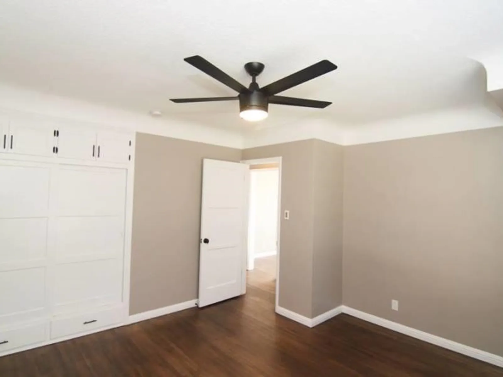 3617-3627 Ocean Blvd 23
