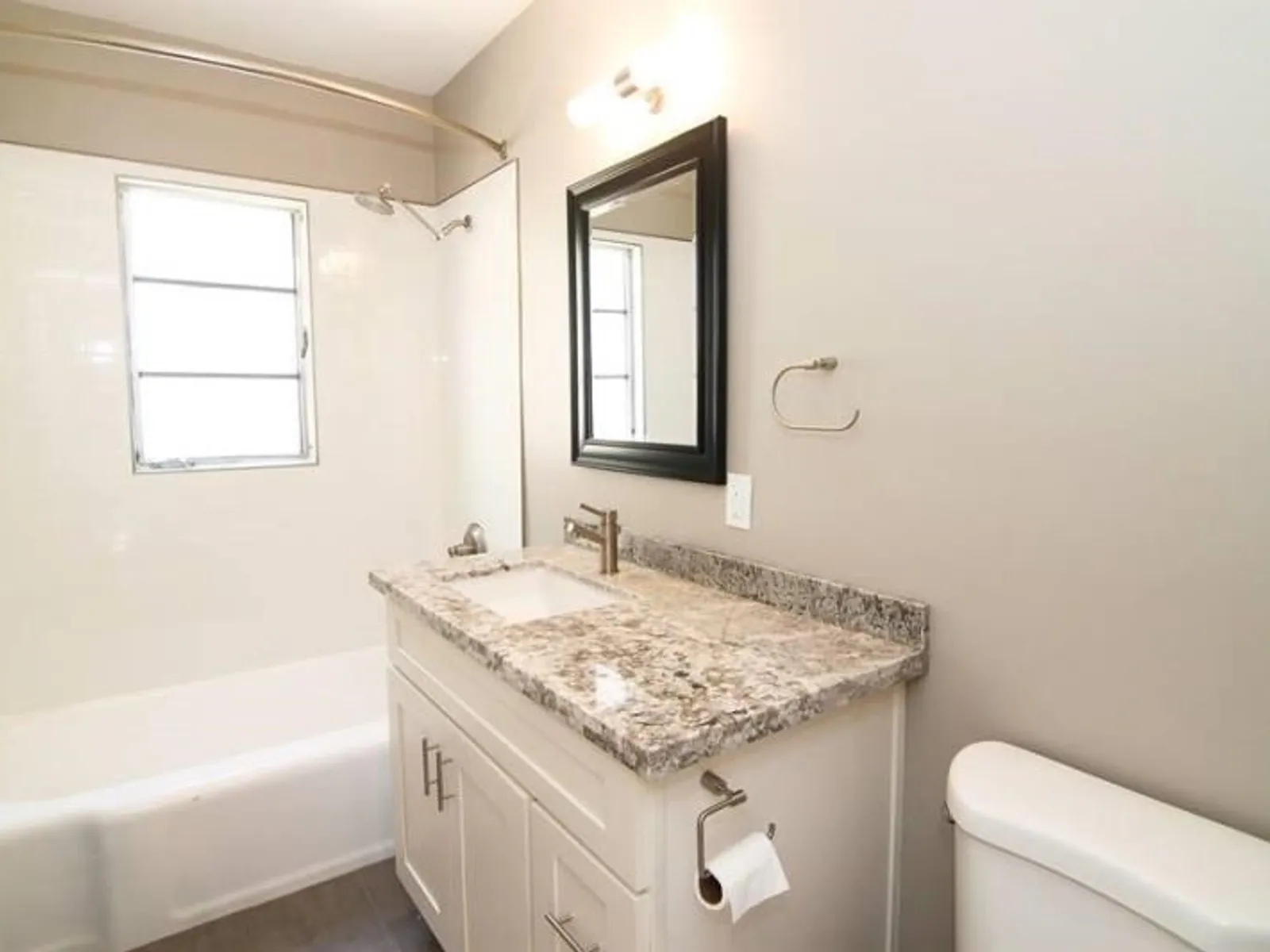 3617-3627 Ocean Blvd 25