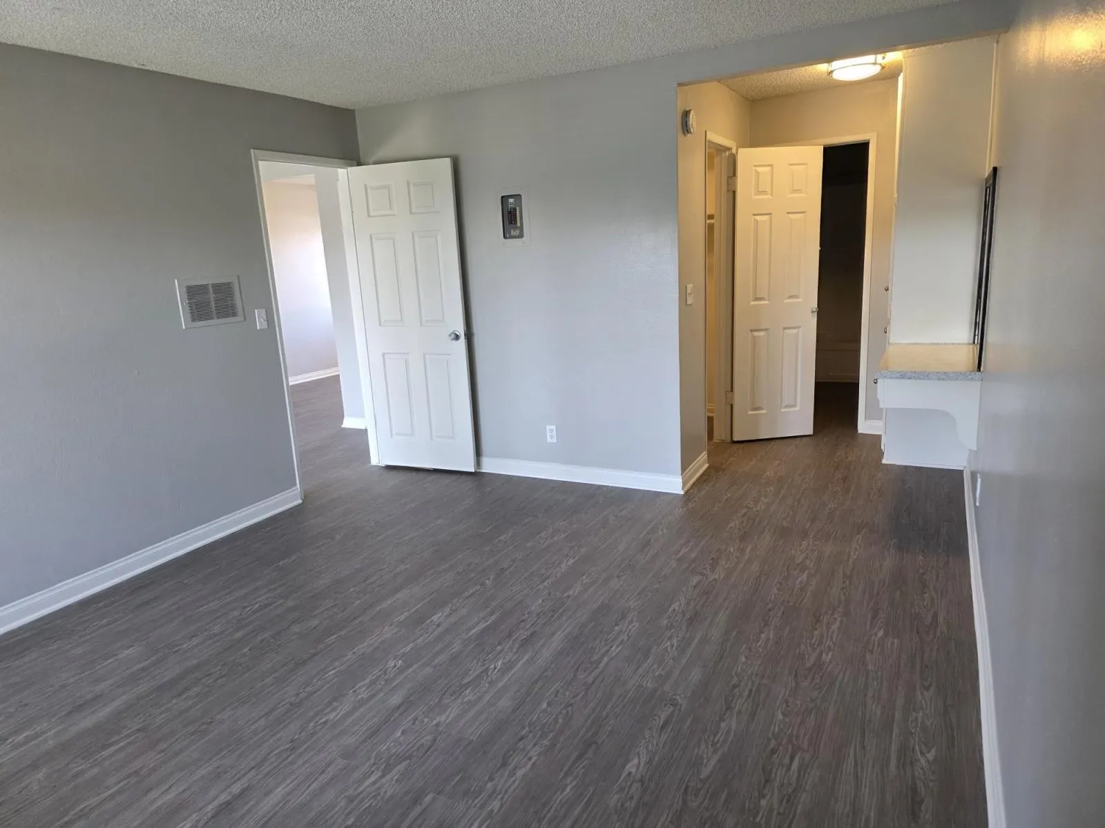 2515 W. Winston Rd 12