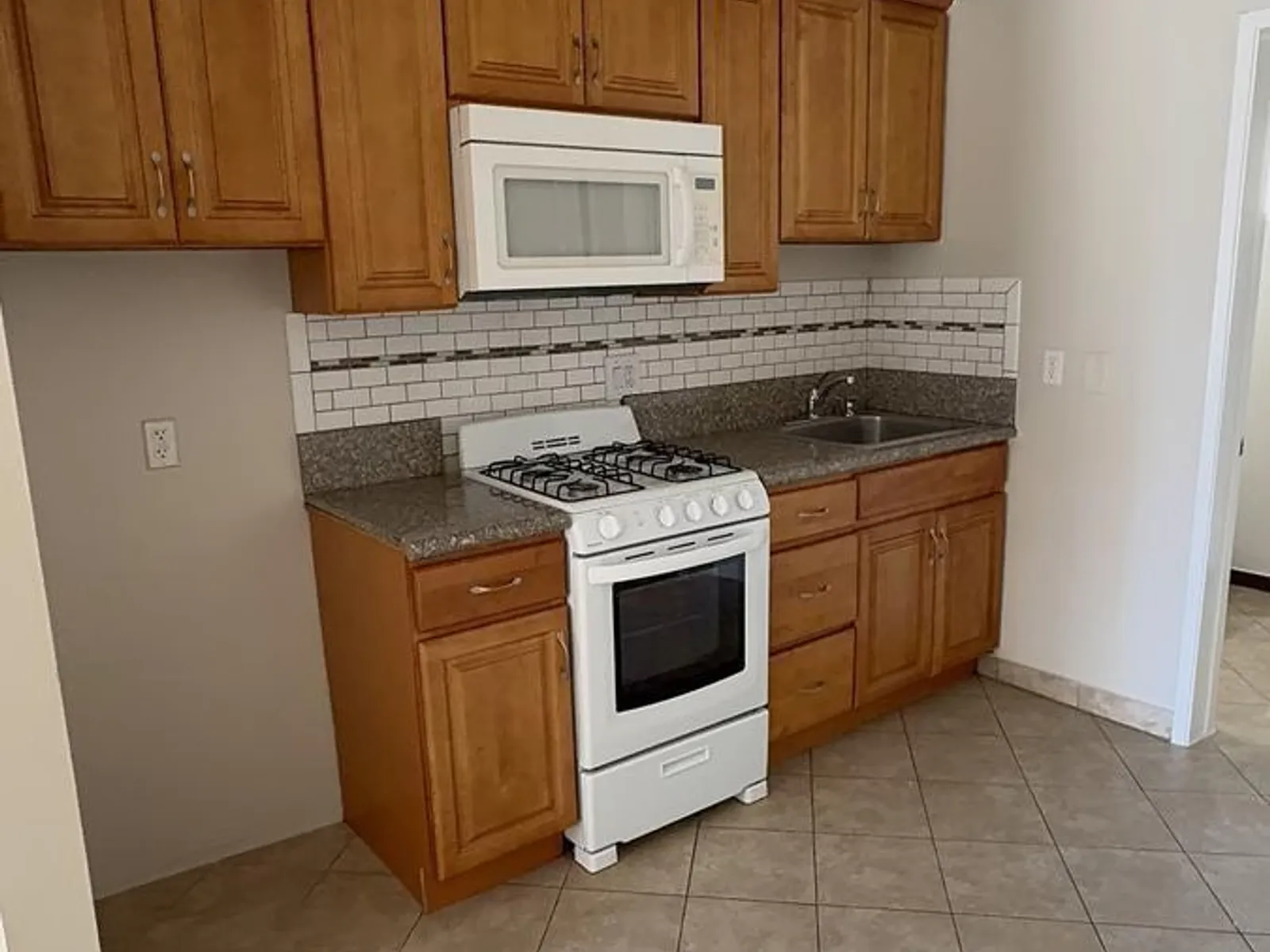 Apartment photo for 8742 Orion Avenue, photo 1