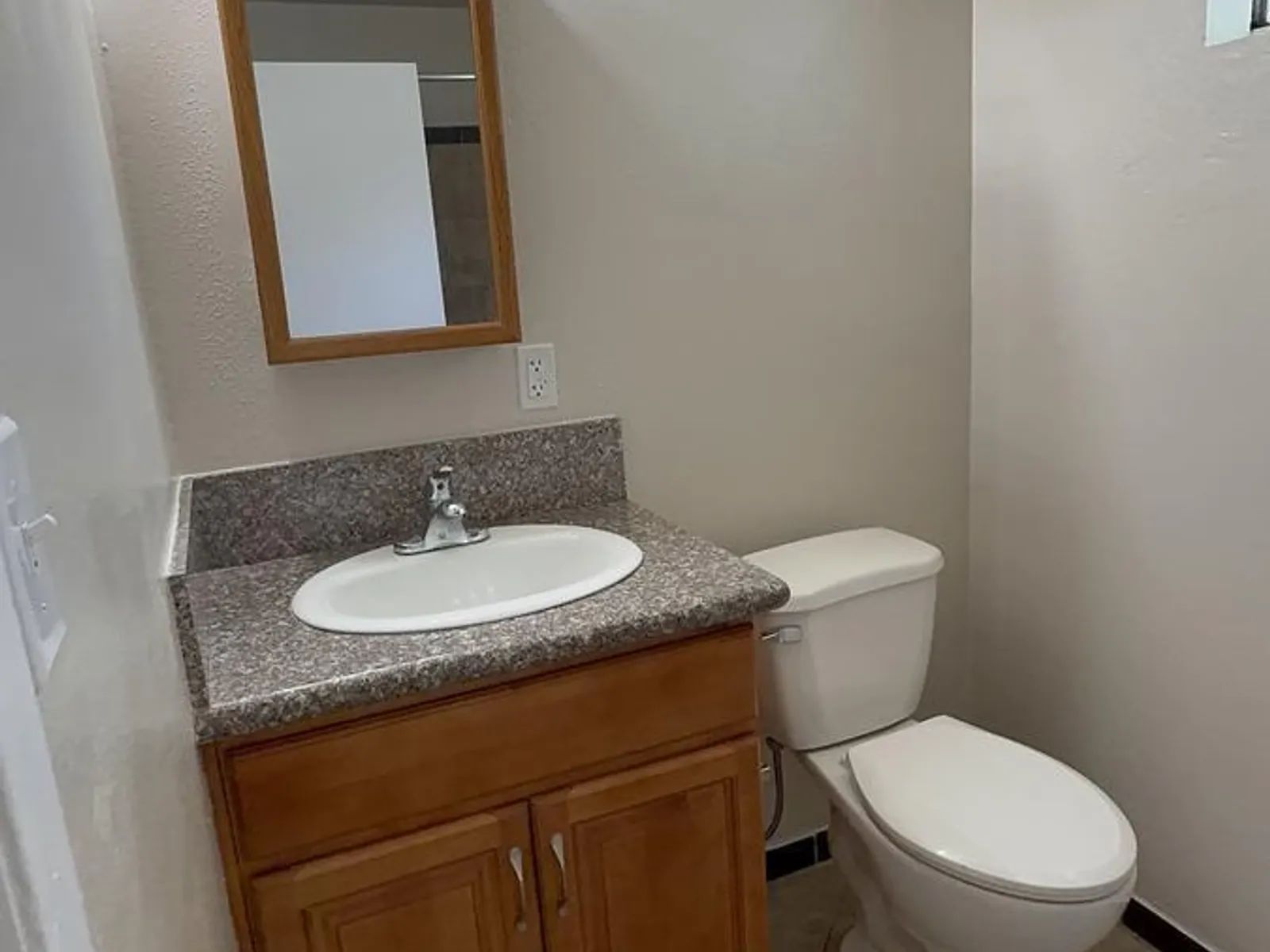 Apartment photo for 8742 Orion Avenue - 4