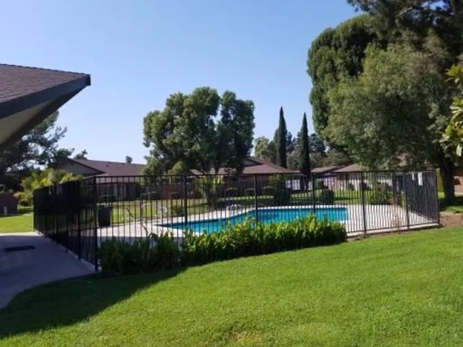 1220 Bryan Ave 3