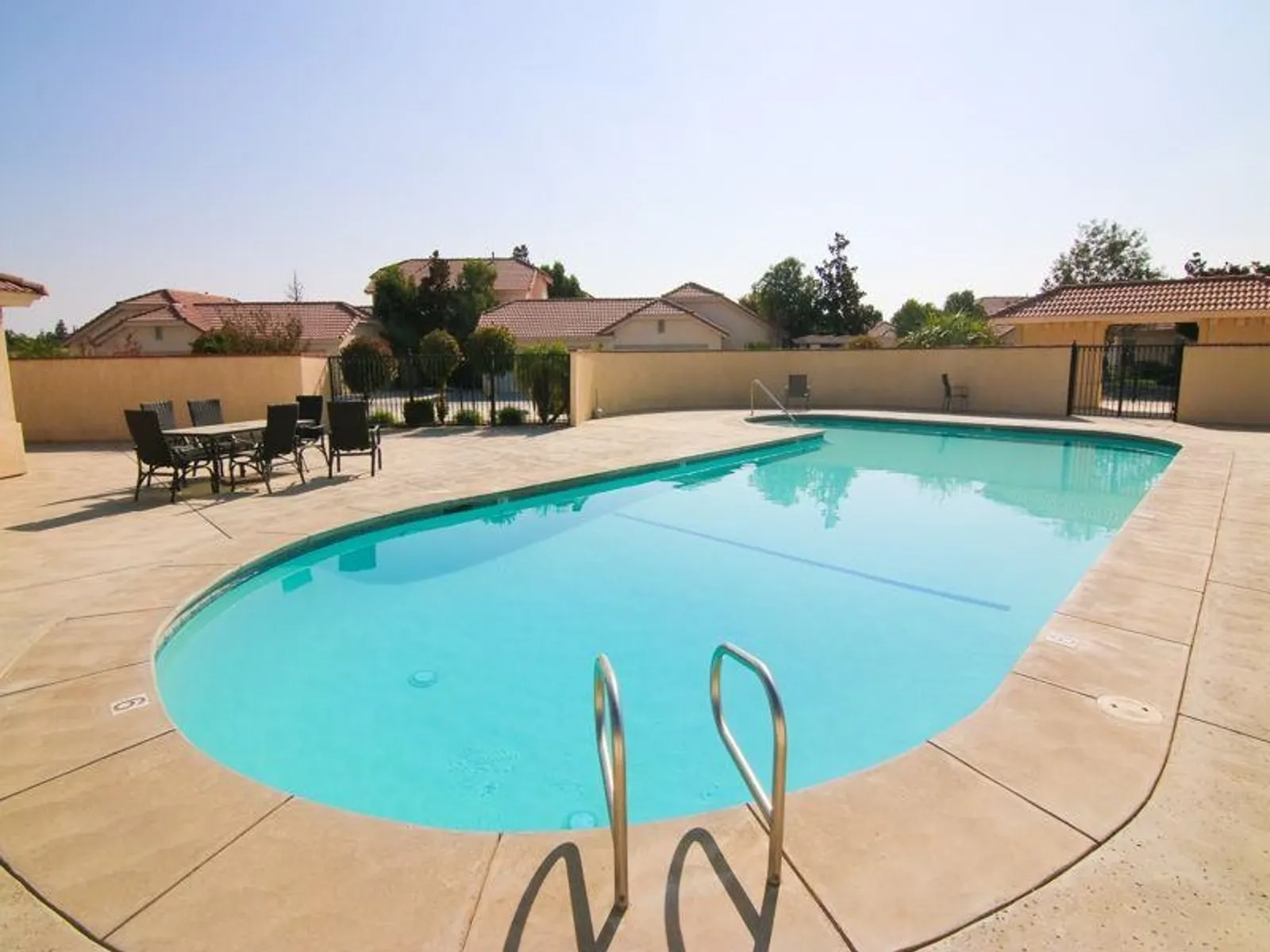 10720 Brimhall Rd. 15