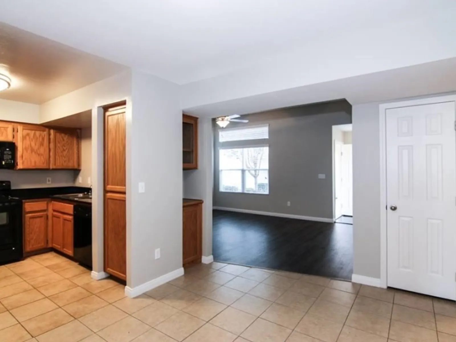 10720 Brimhall Rd. 17