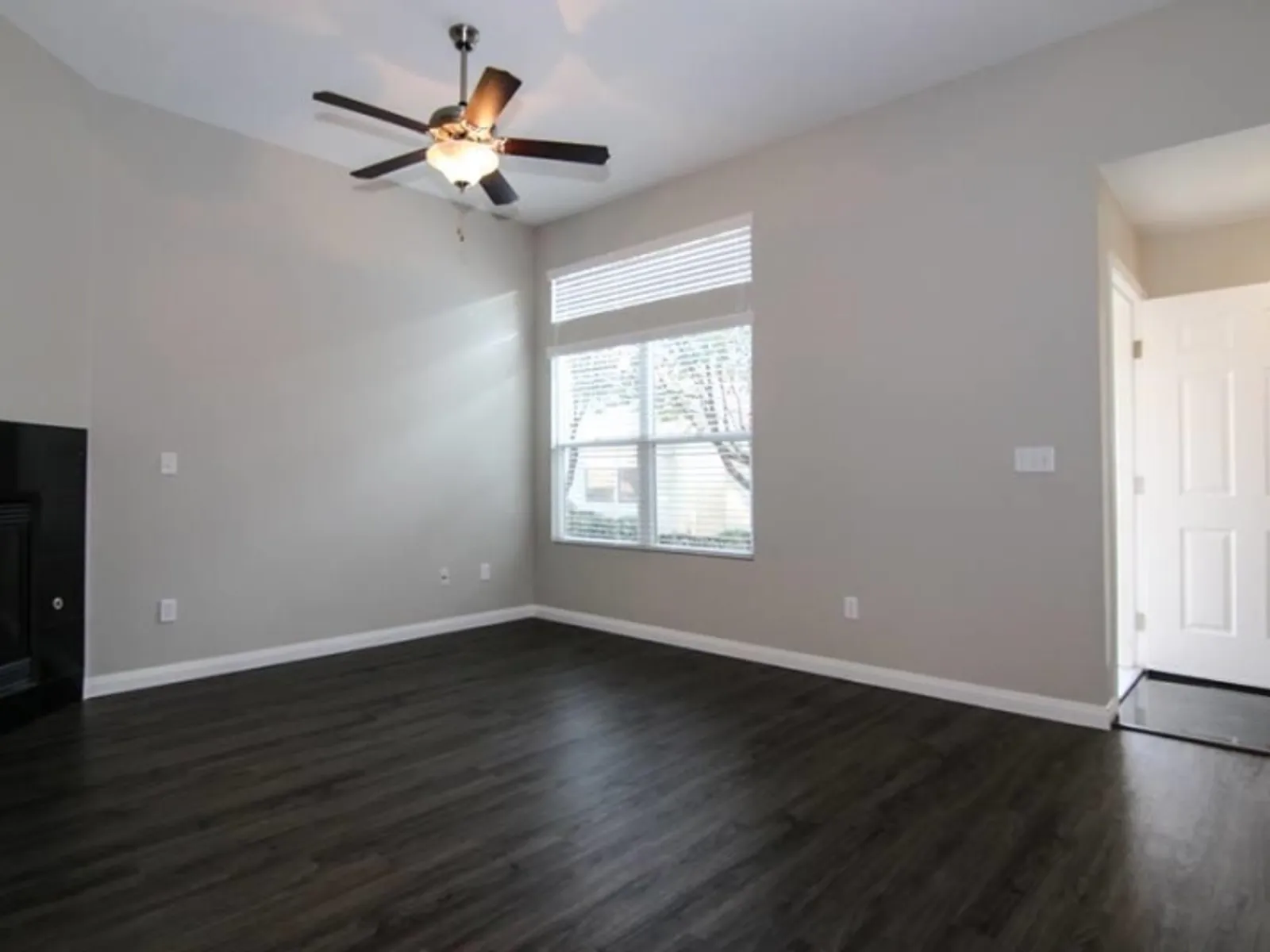 10720 Brimhall Rd. 32