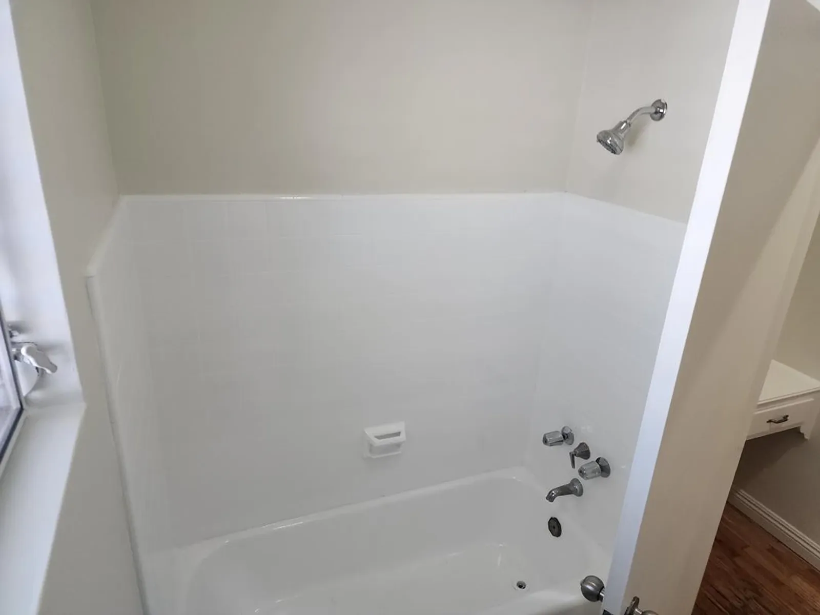 6326 Coldwater Cyn - 6
