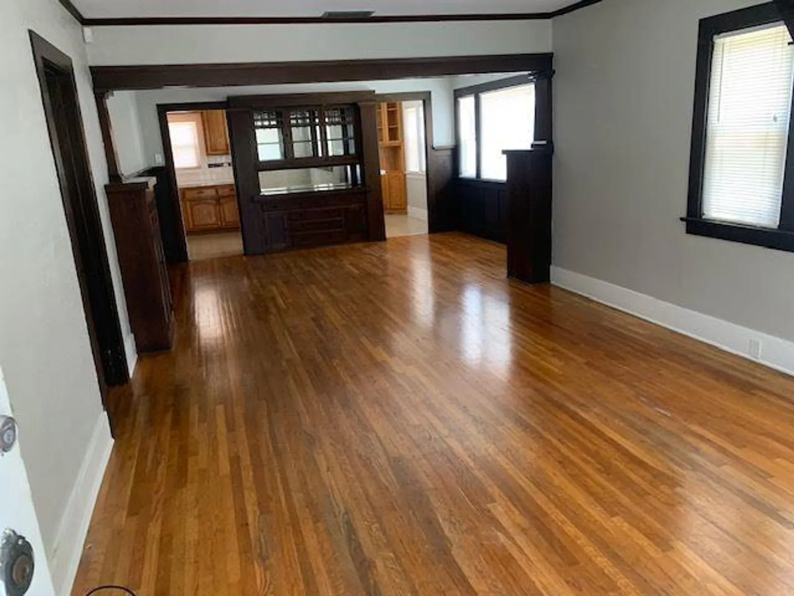 246 Newport Ave 3