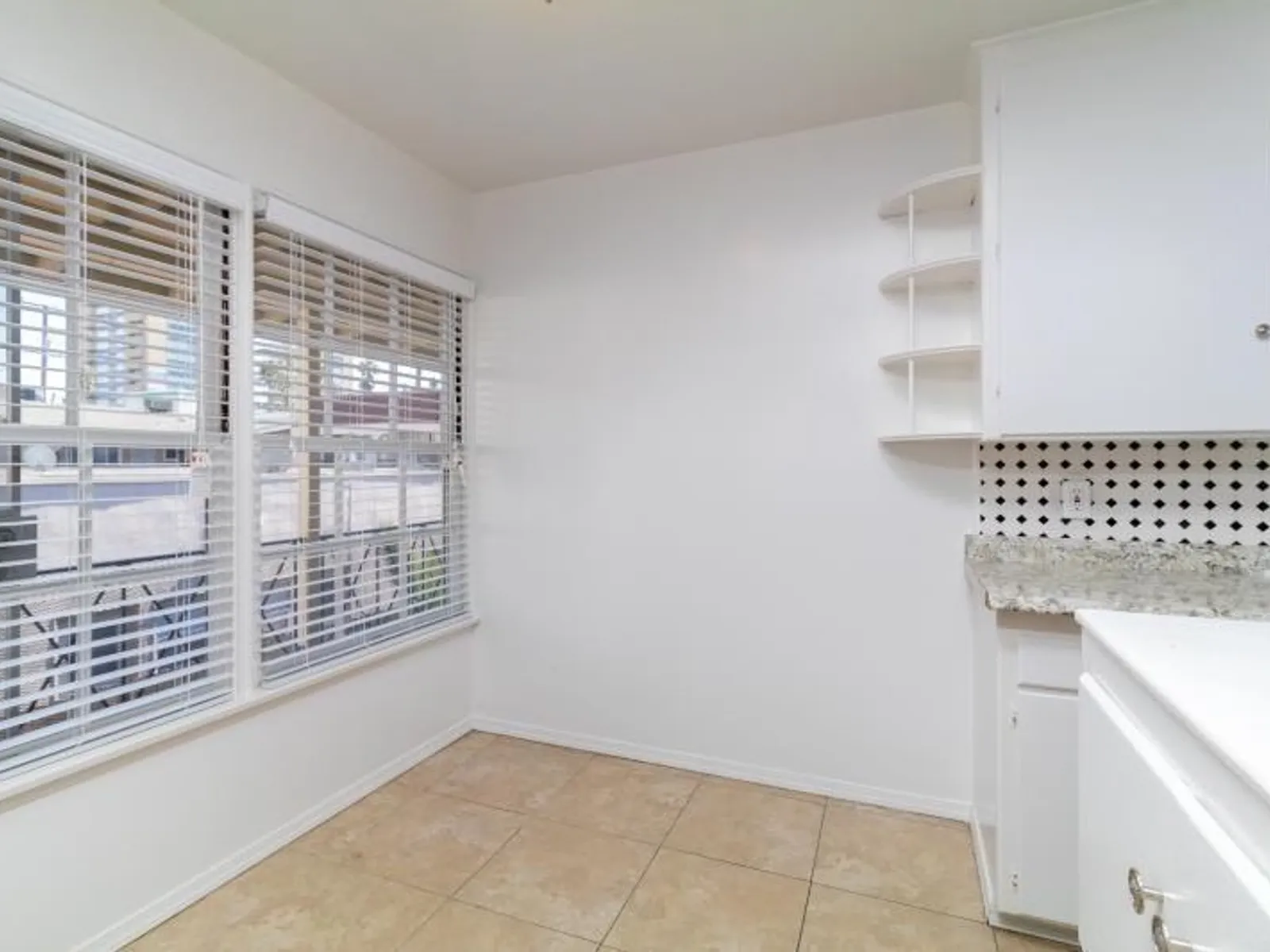 1712 E.1st Street 10