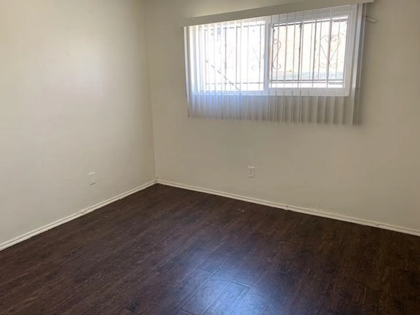 2283 Lewis Ave 3