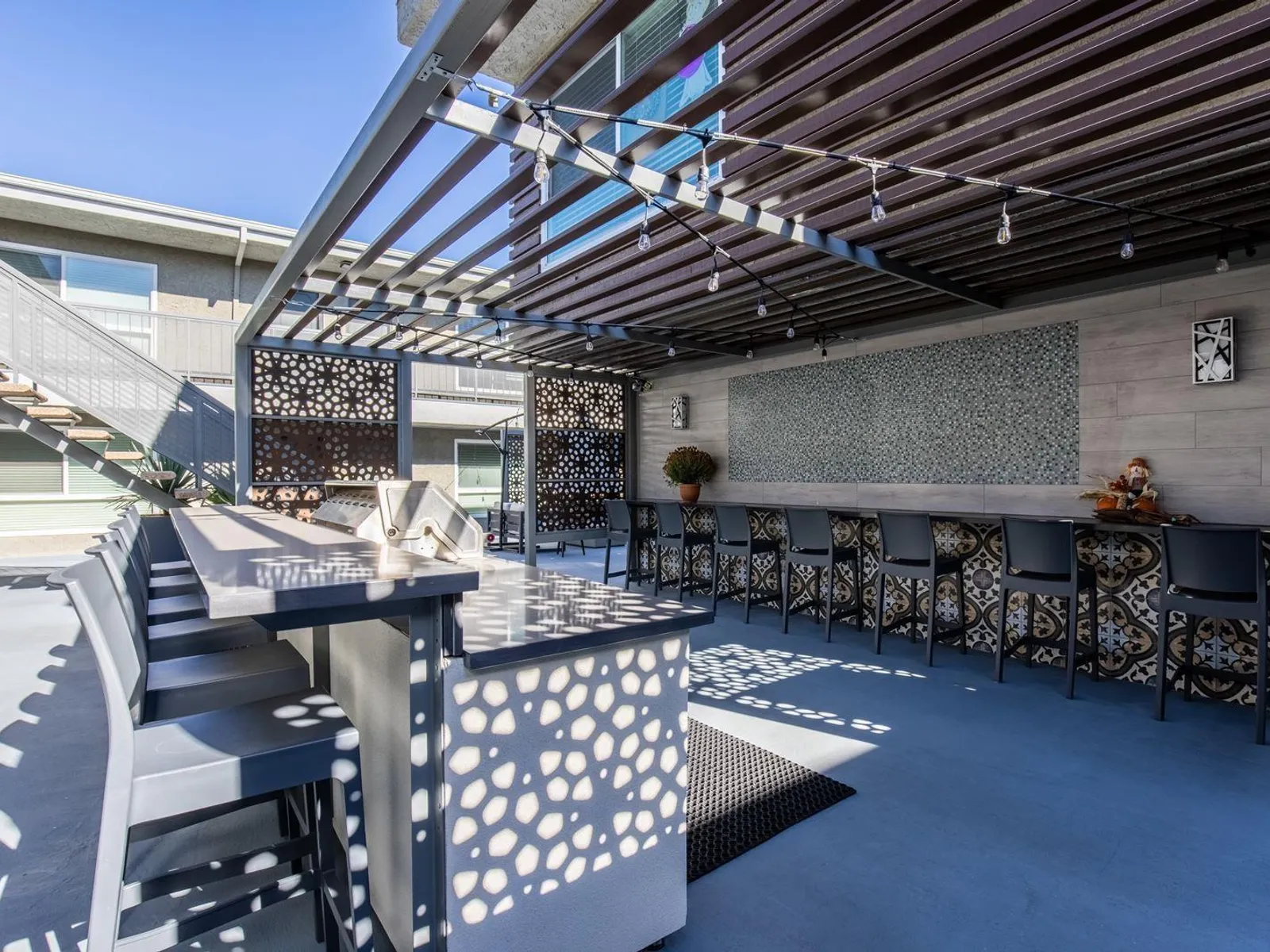 21240 S. Western Ave 18
