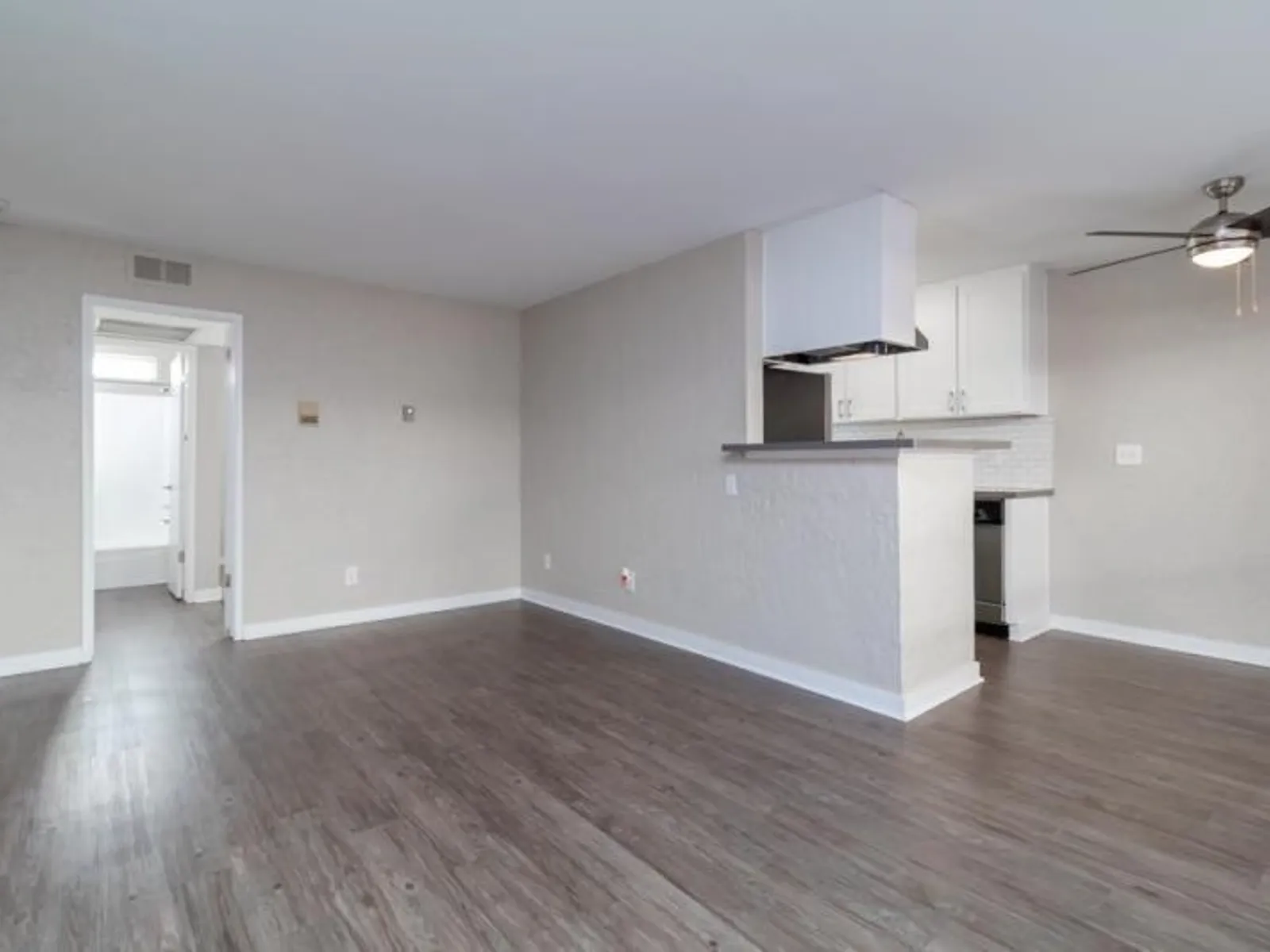21240 S. Western Ave 44