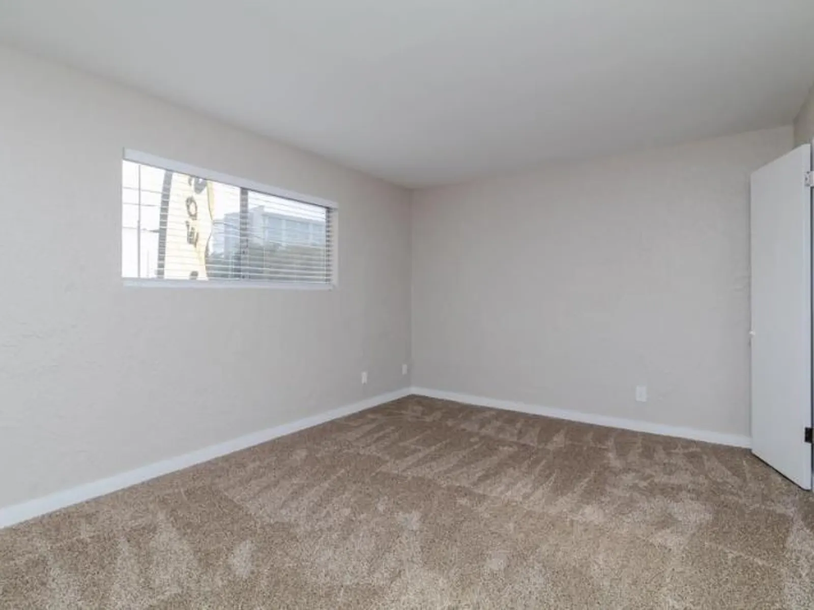 21240 S. Western Ave 46