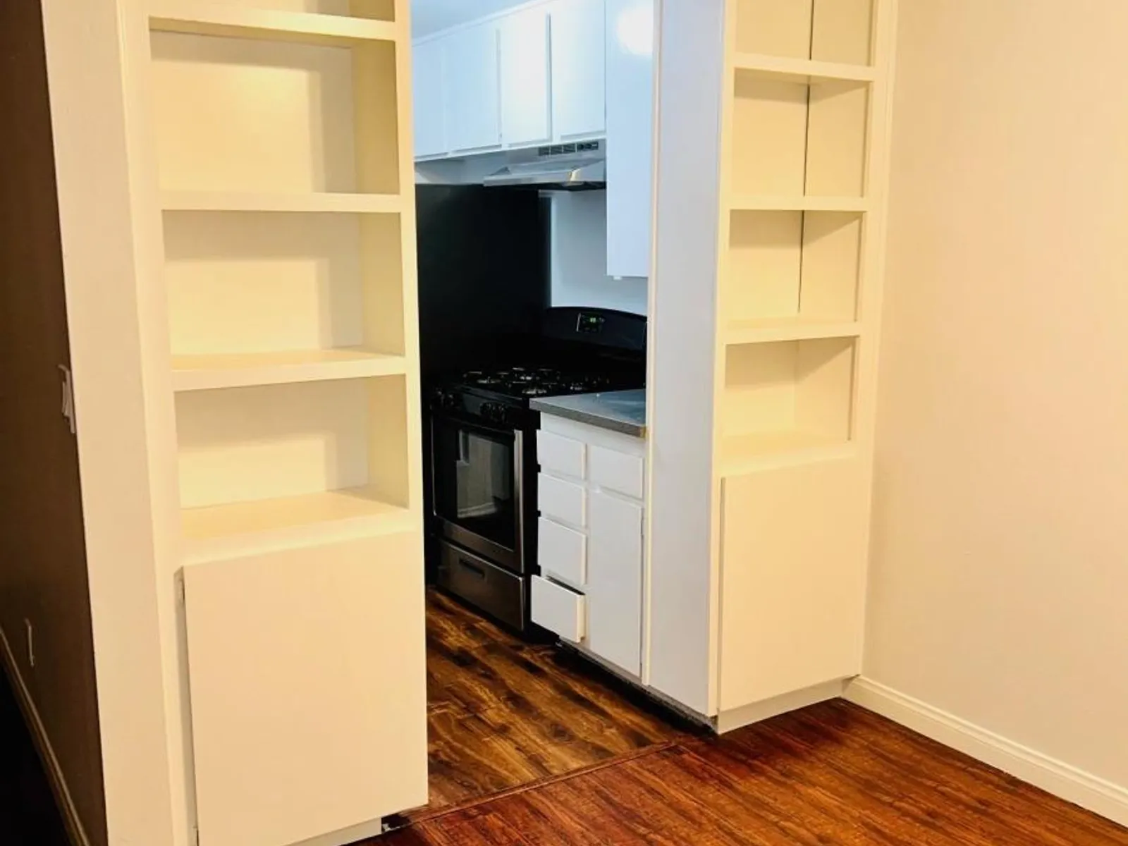 19925 Roscoe Ave. 3