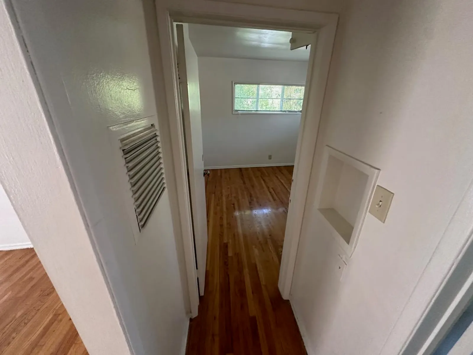 1214 South Orange Grove Ave - 7