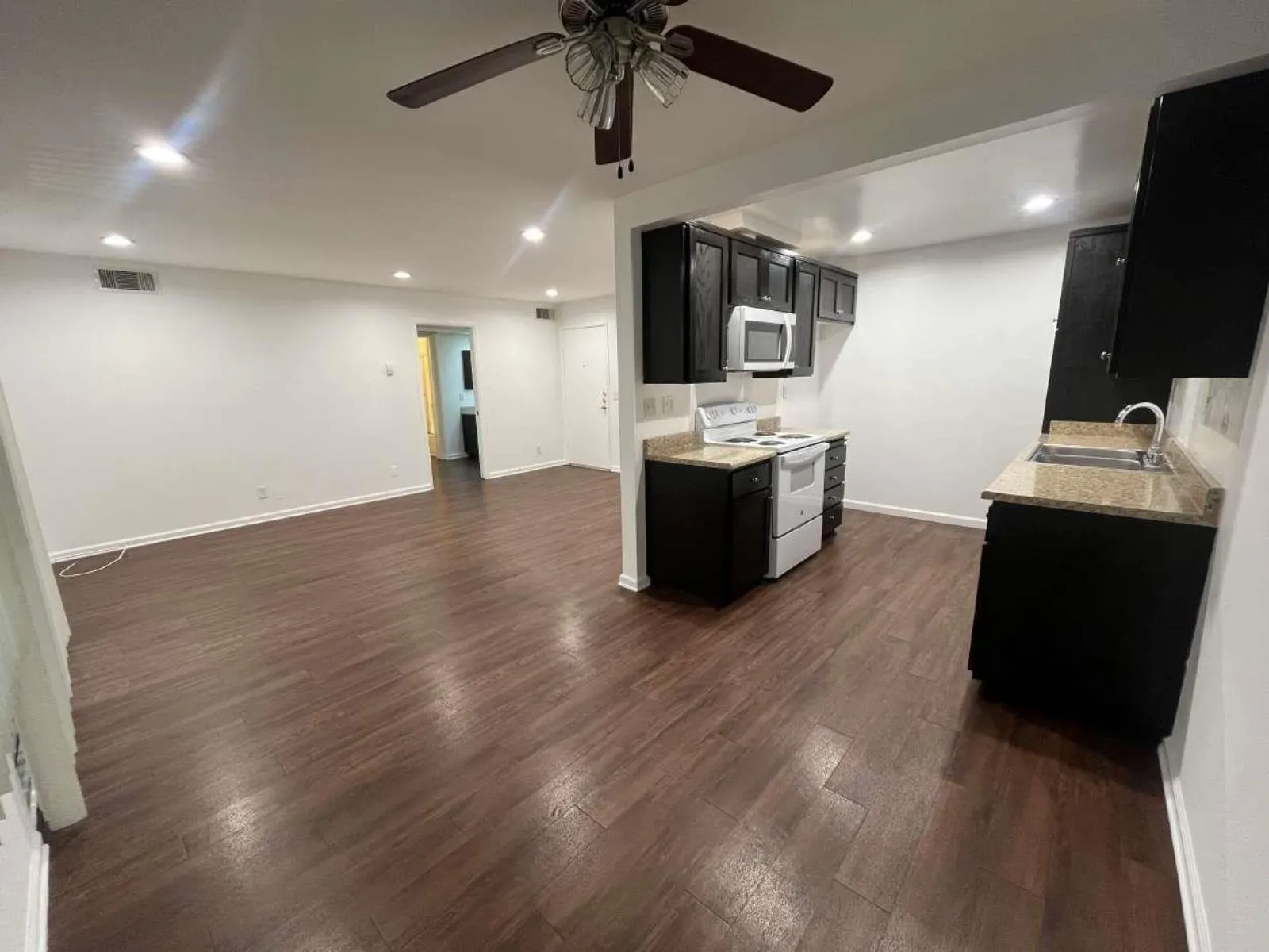 22035 Burbank Blvd 4