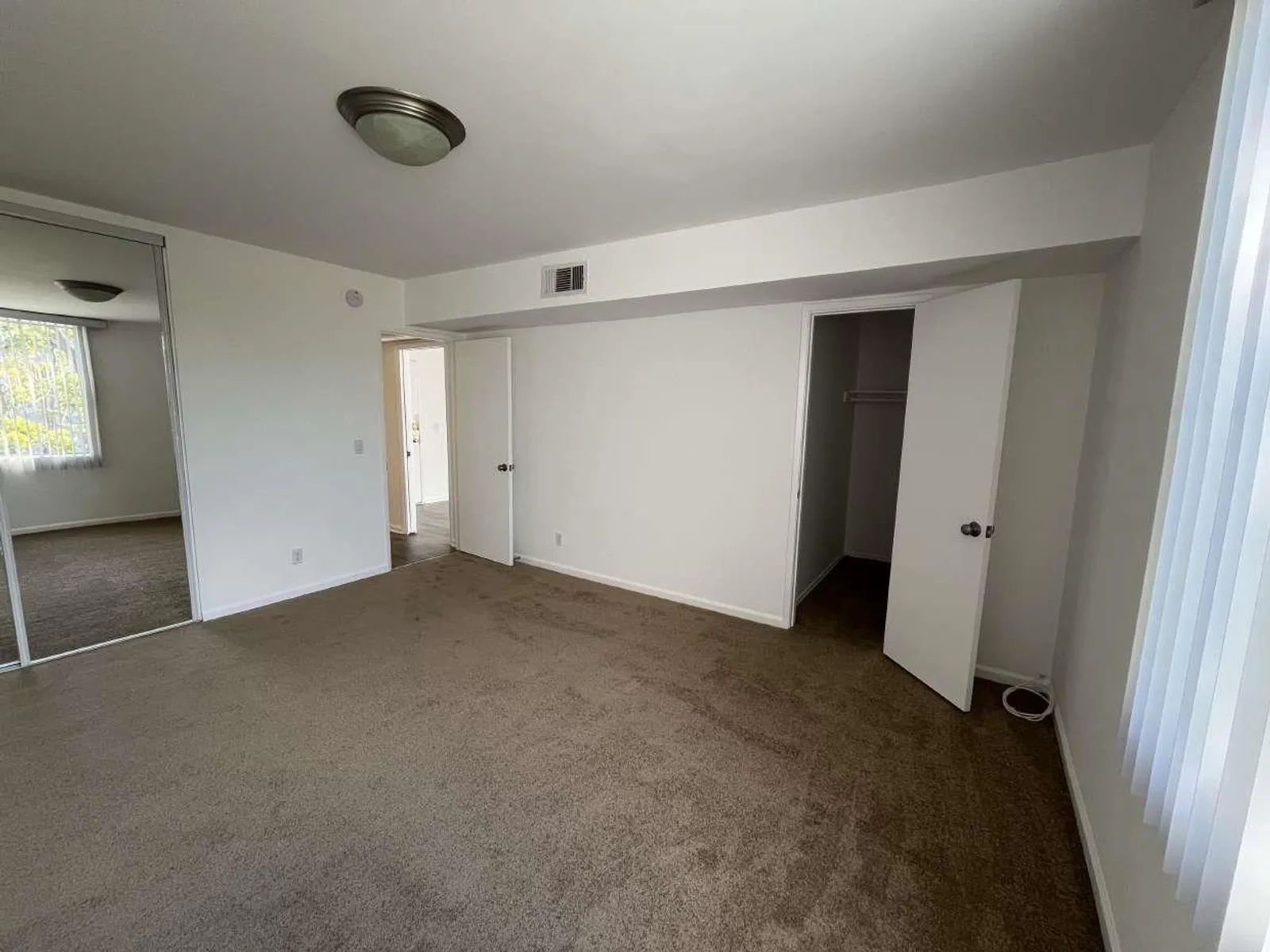 22035 Burbank Blvd 11