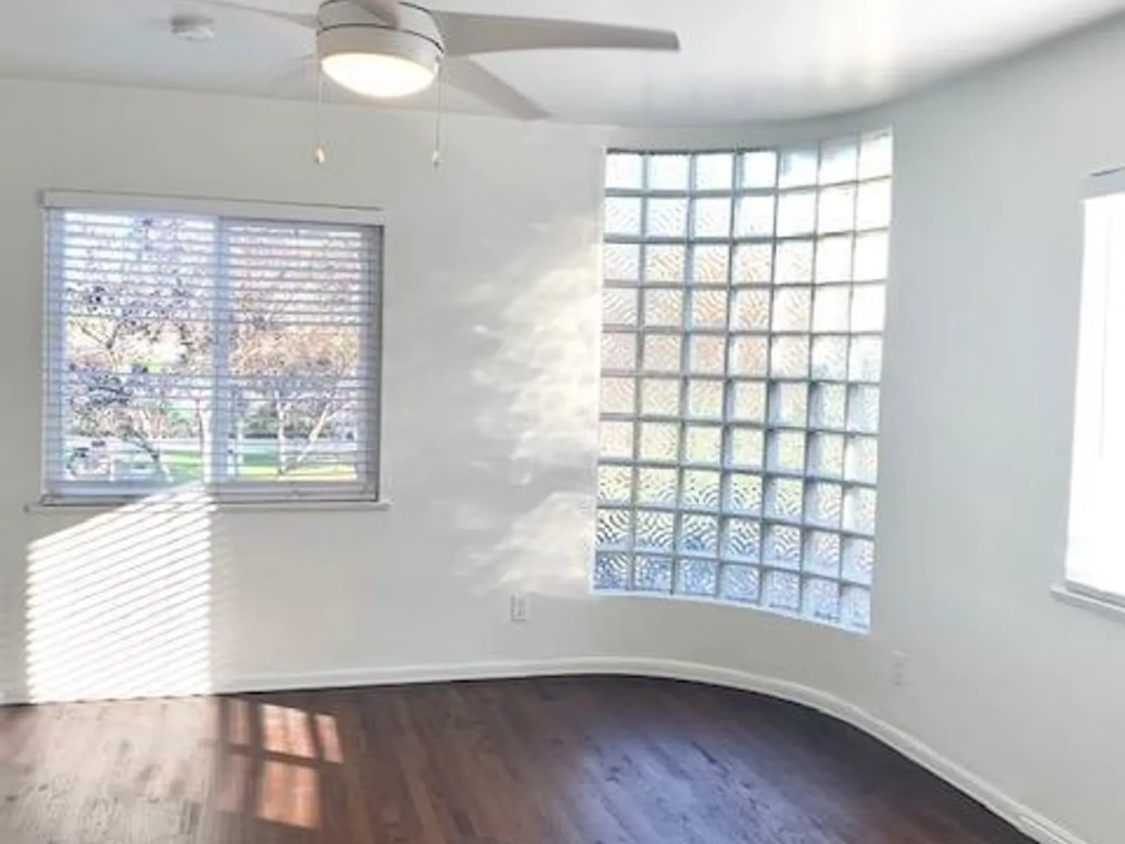 125 Cherry Ave 3