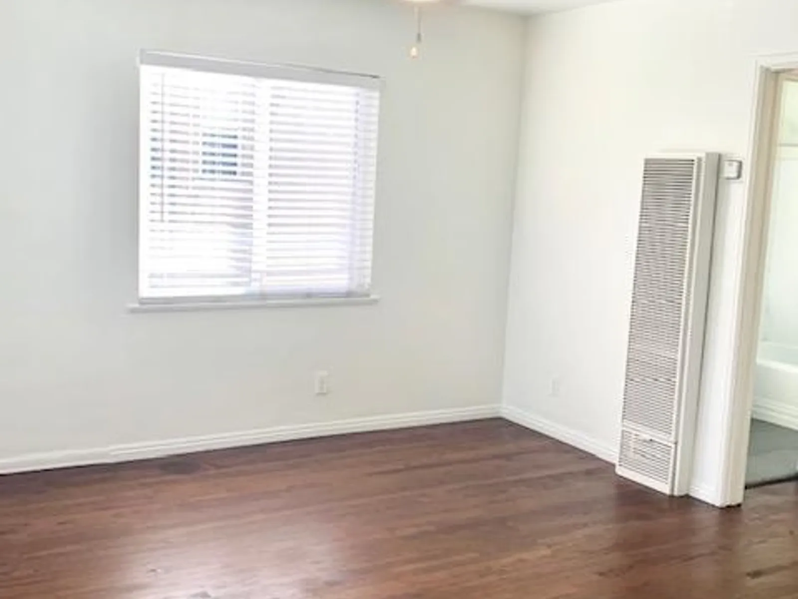 125 Cherry Ave 5