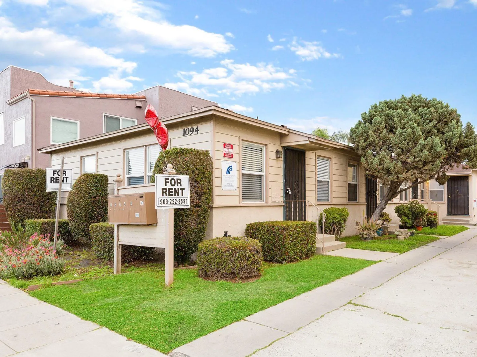 1094 Cherry Ave 1