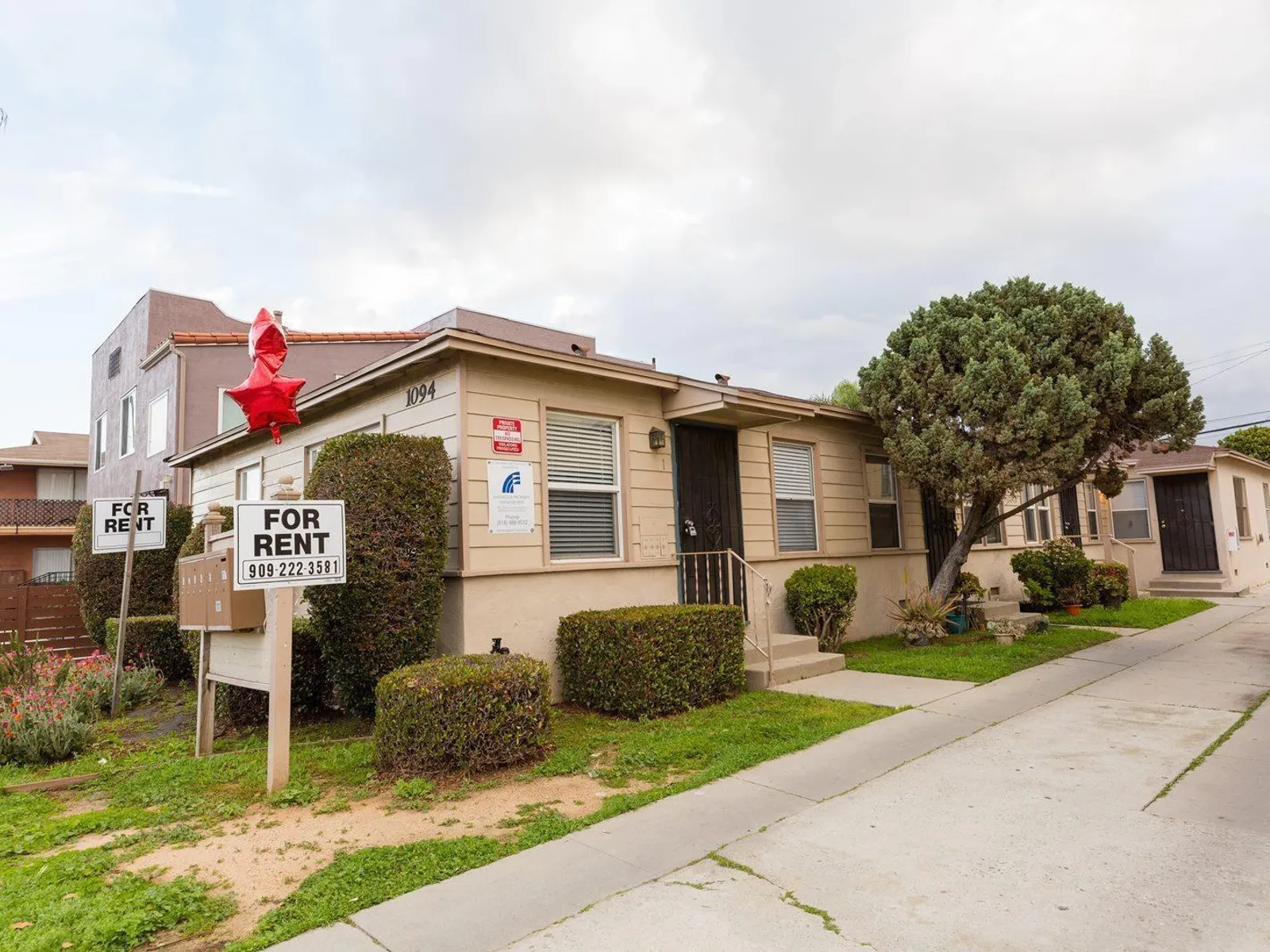 1094 Cherry Ave 5