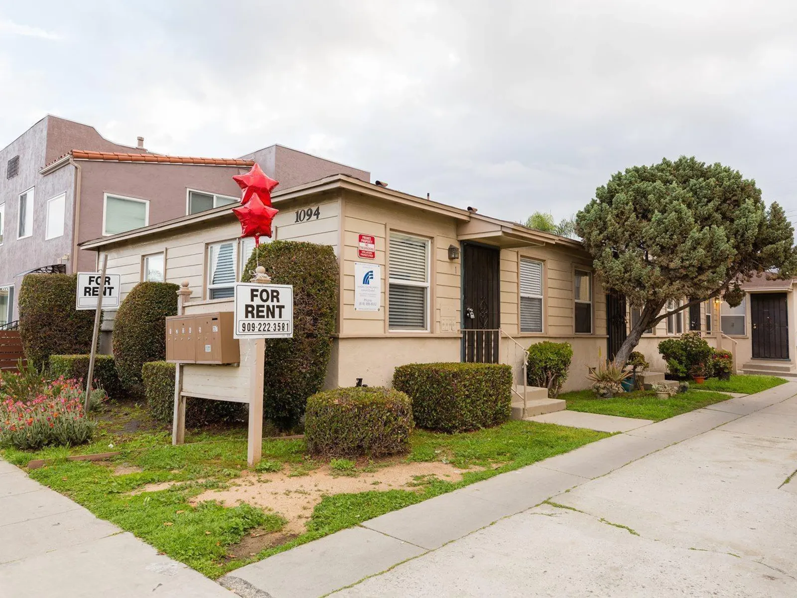 1094 Cherry Ave 6