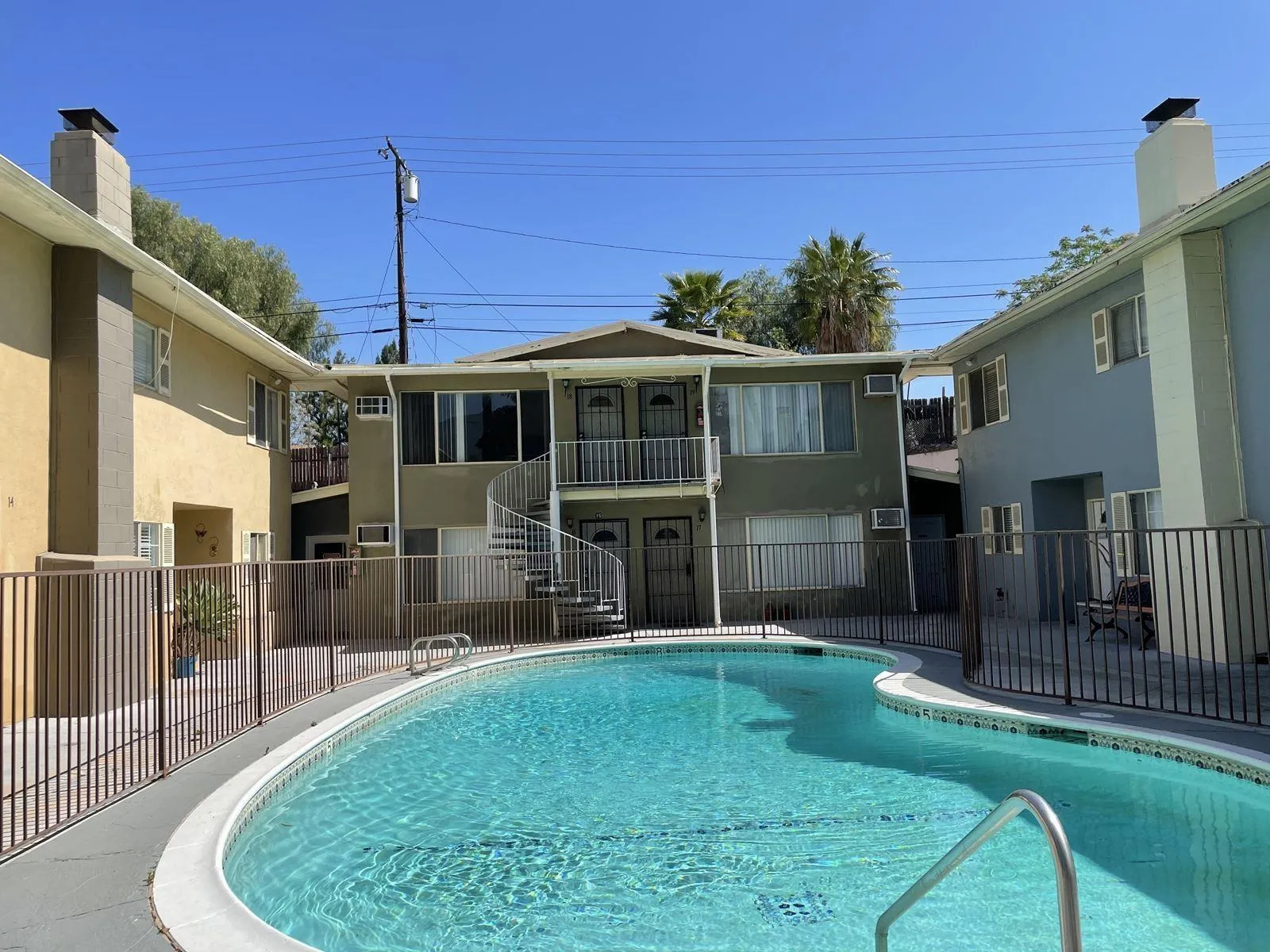 915 Paseo Grande 12