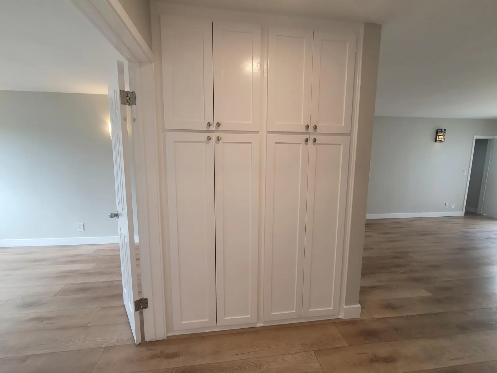 Apartment photo for 9646 Lucerne Ave - 7