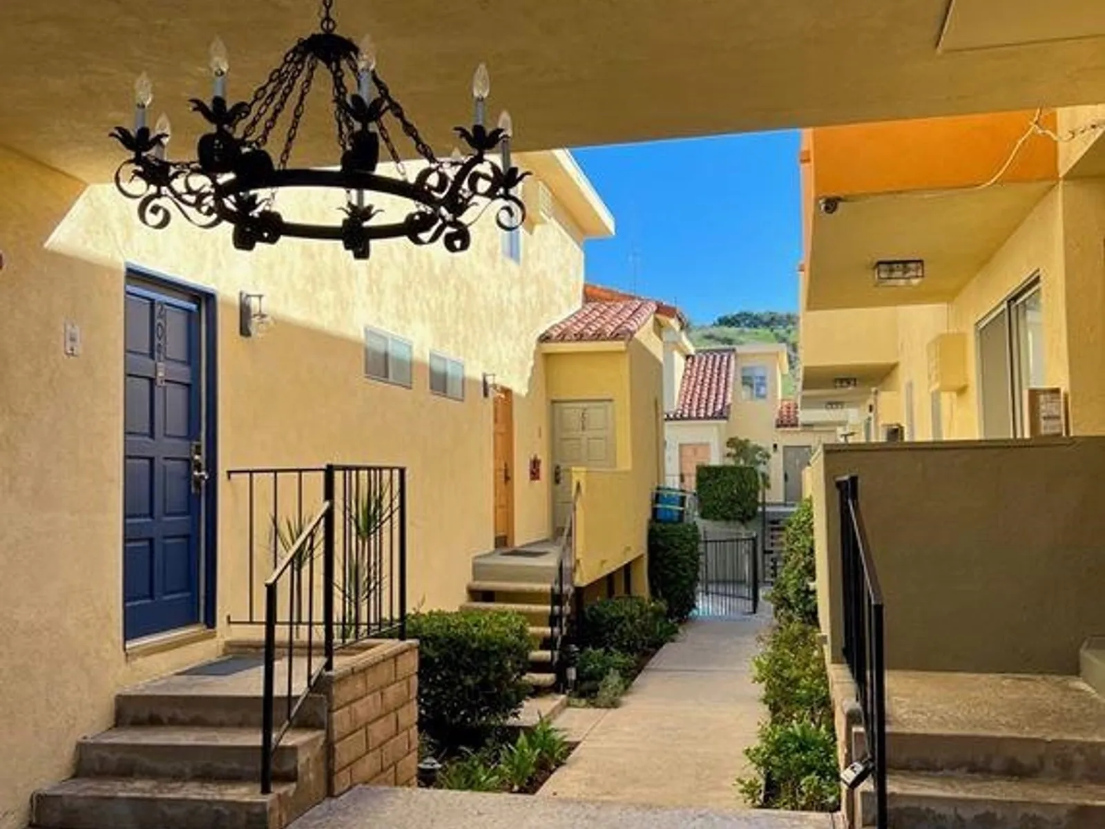 Property photo for 9646 Lucerne Ave, photo 2