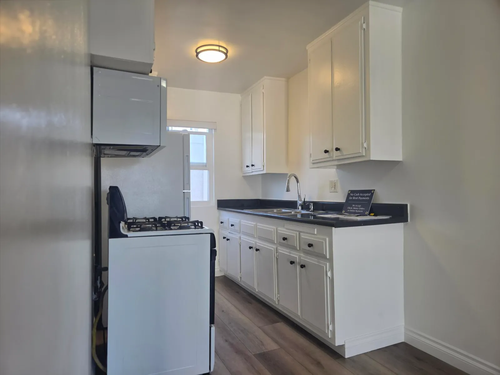 2346 W. 18th St - 6