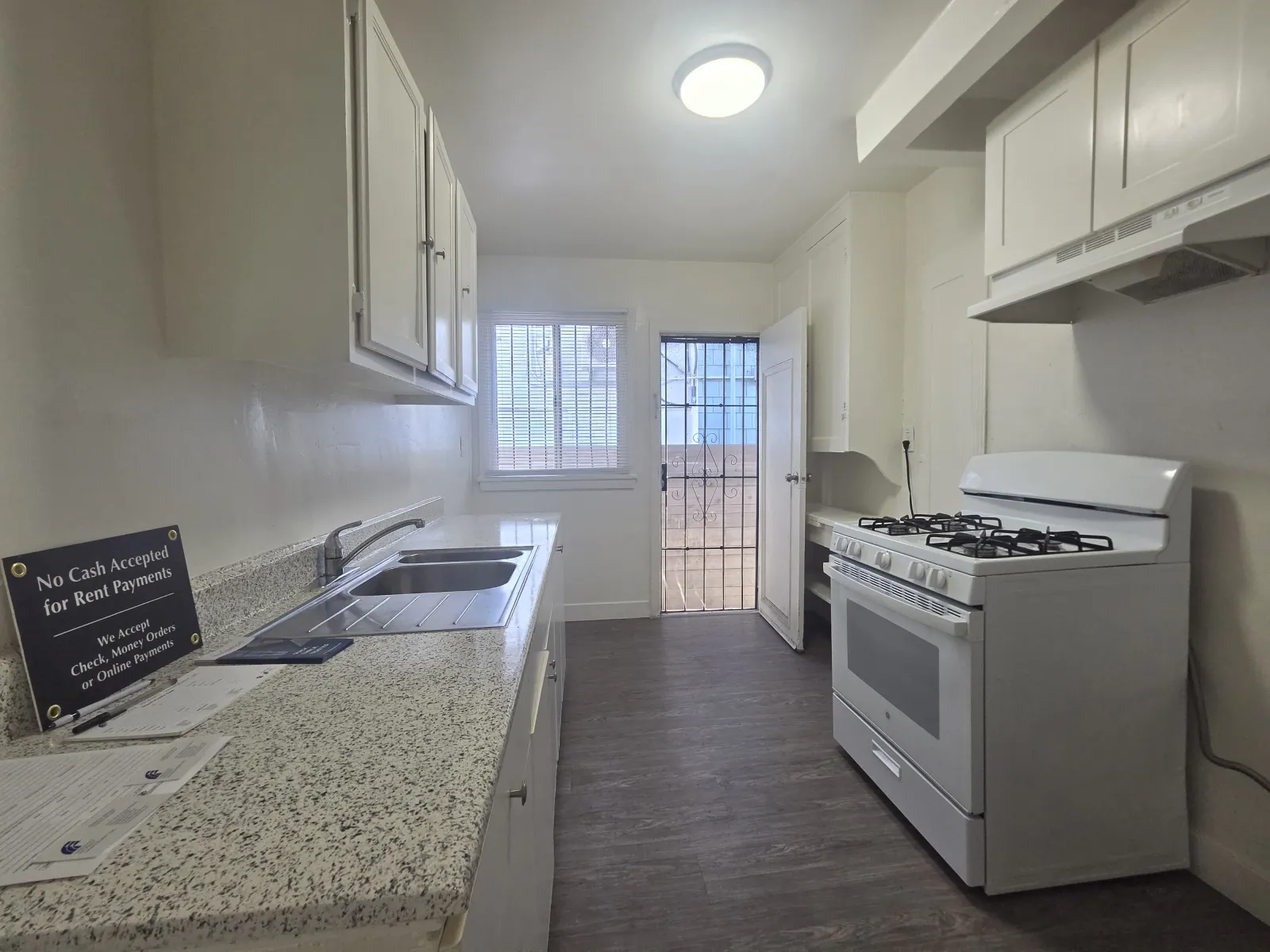 2360 W. 18th St 2