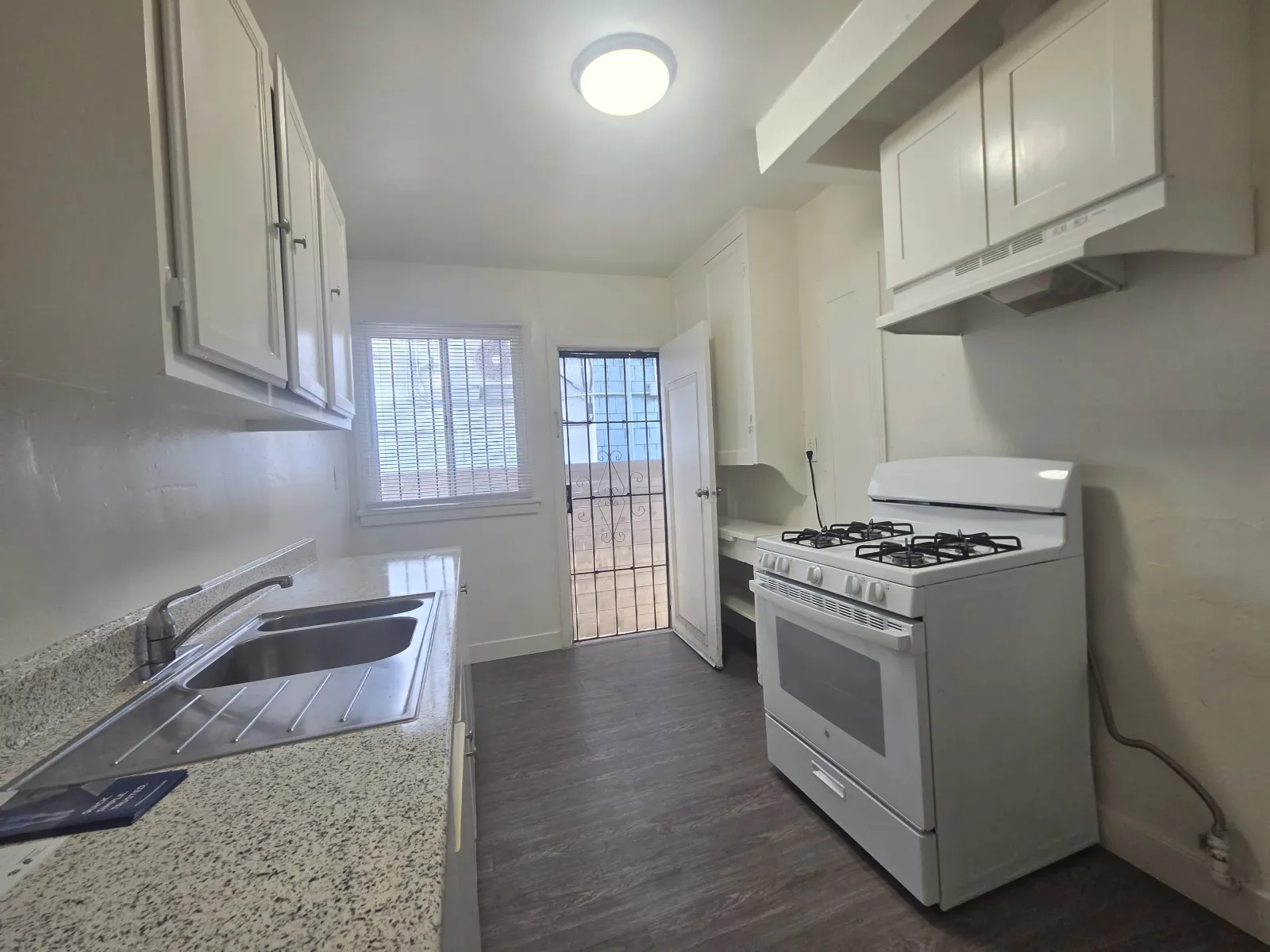 2360 W. 18th St 1