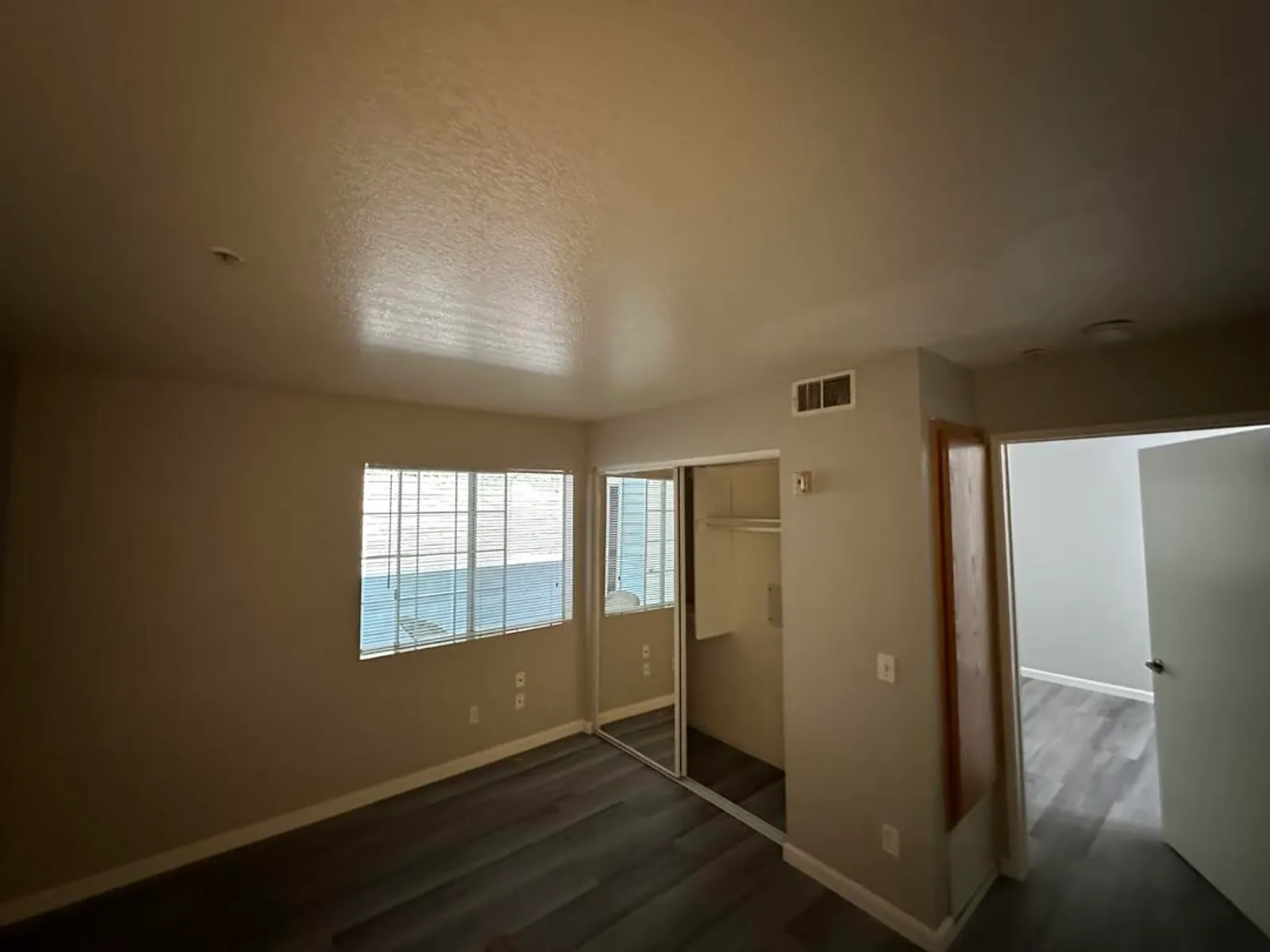 Apartment photo for 1501 N Brea Blvd - 4