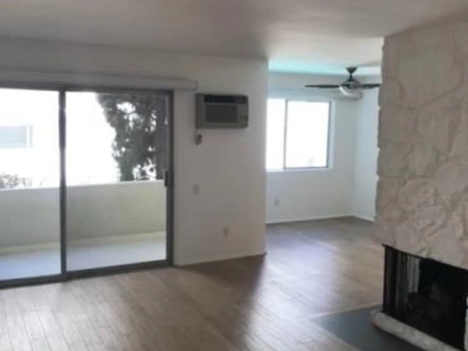 11810 Mayfield Ave - 5
