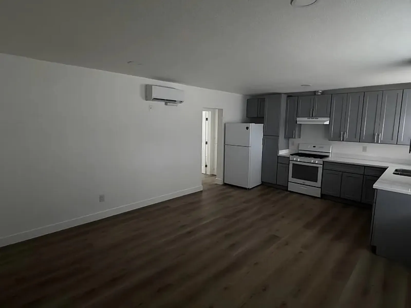 Apartment photo for 129-151 Guinida Ave, photo 1