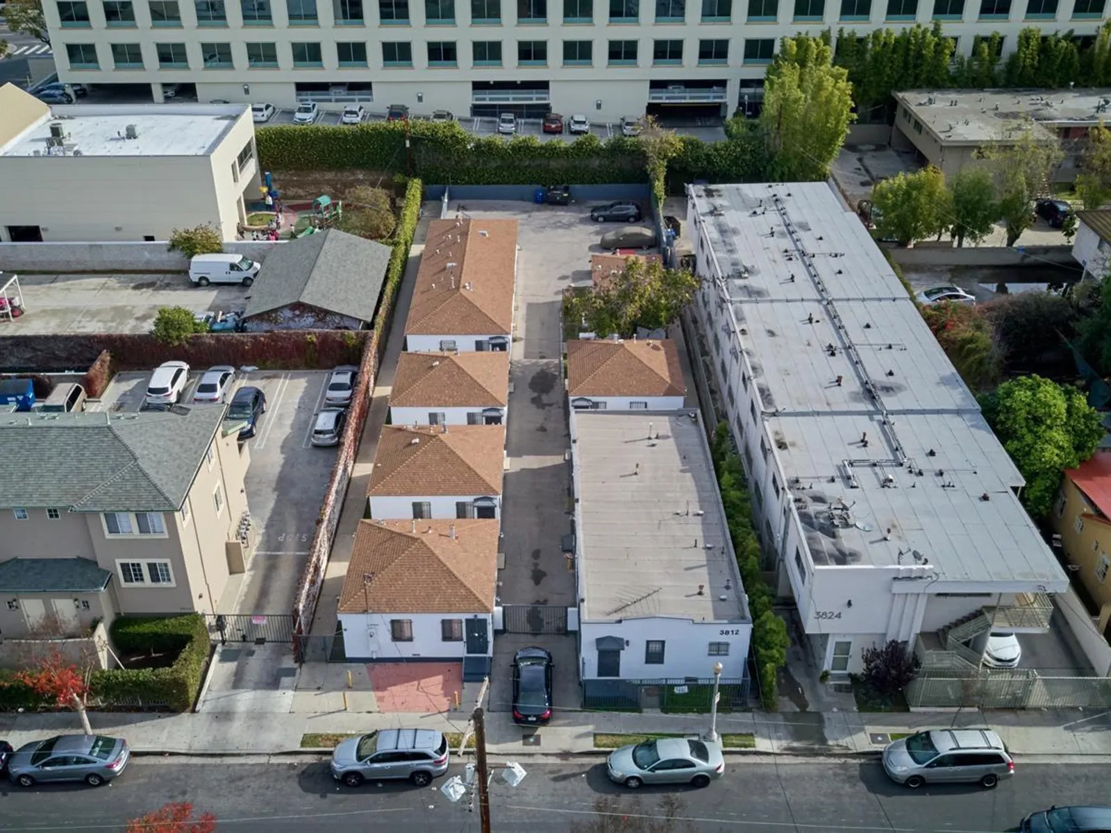 Property photo for 3812 Wisconsin St, photo 2