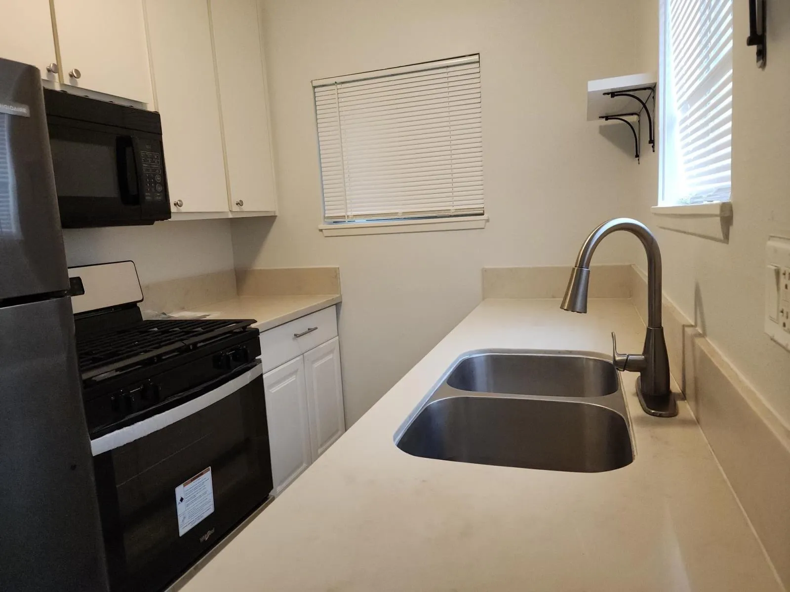Apartment photo for 3812 Wisconsin St, photo 3