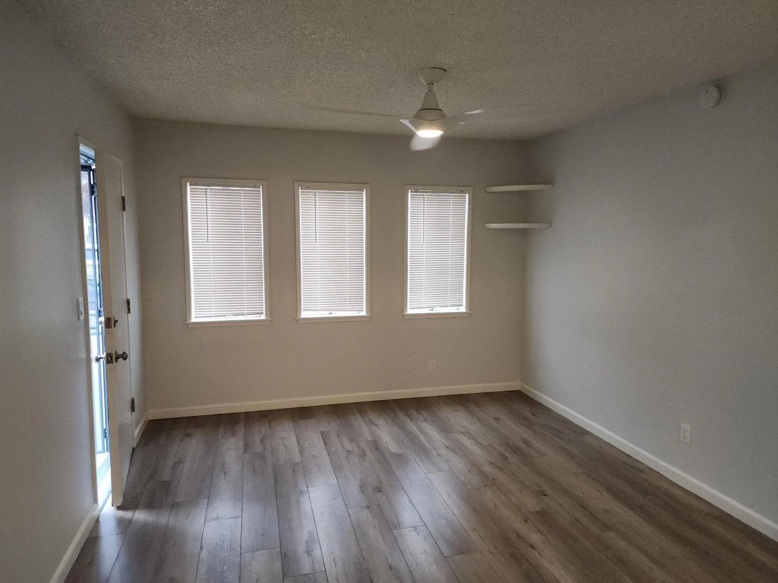 Apartment photo for 3812 Wisconsin St - 7