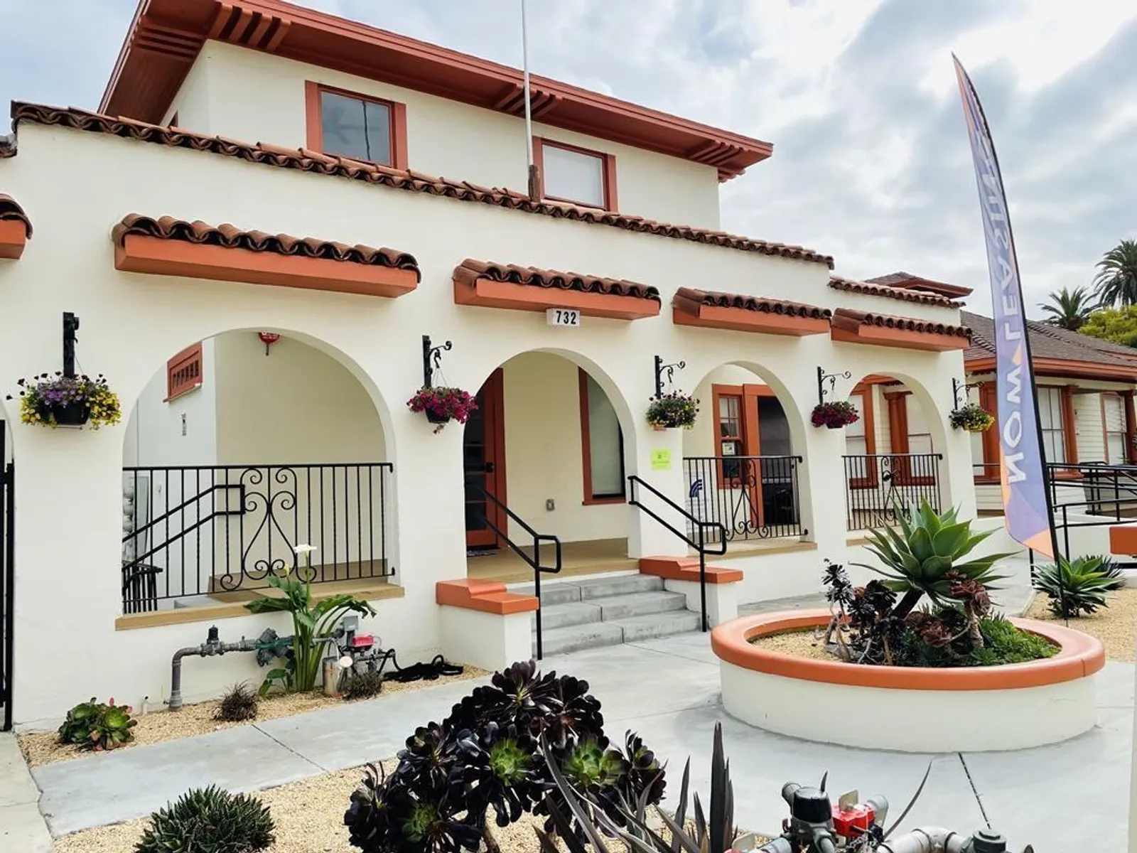 732 E. Santa Clara St. 1