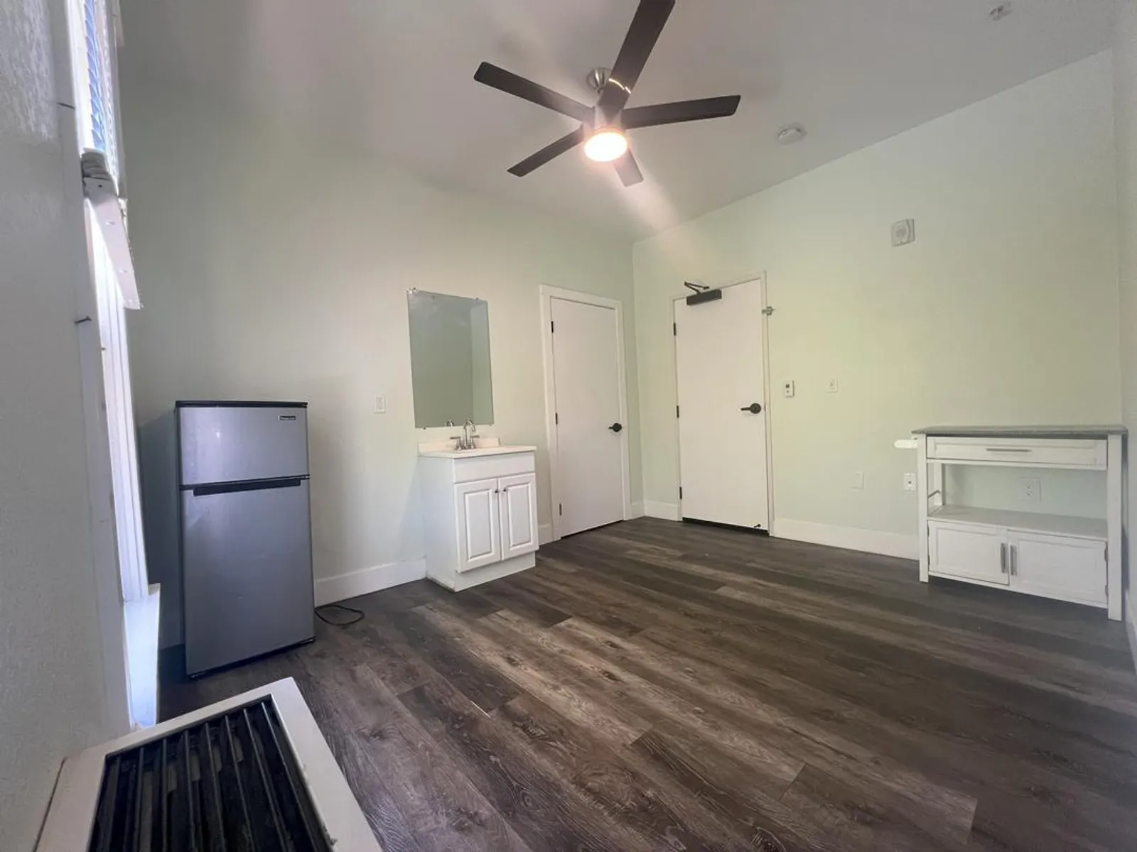 732 E. Santa Clara St. 2