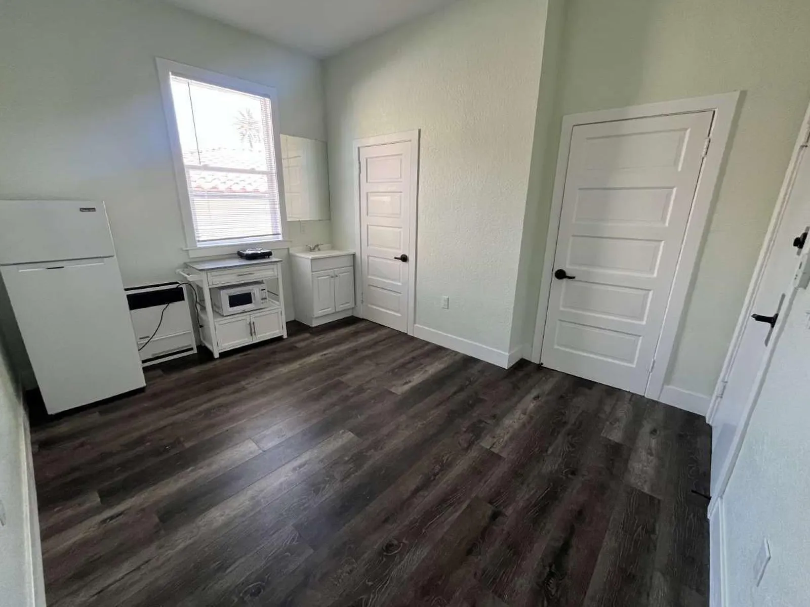 732 E. Santa Clara St. 3
