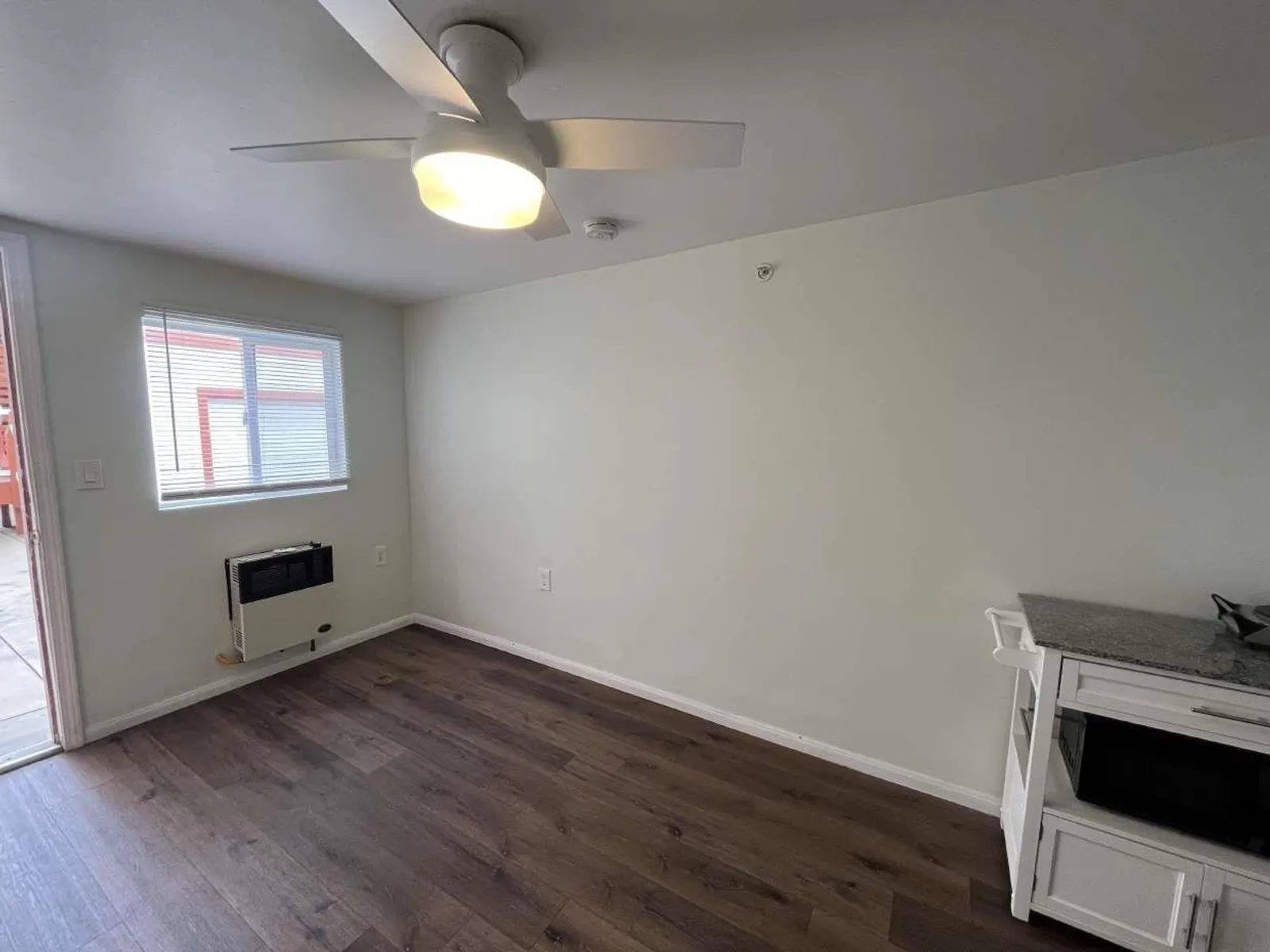 732 E. Santa Clara St. 11