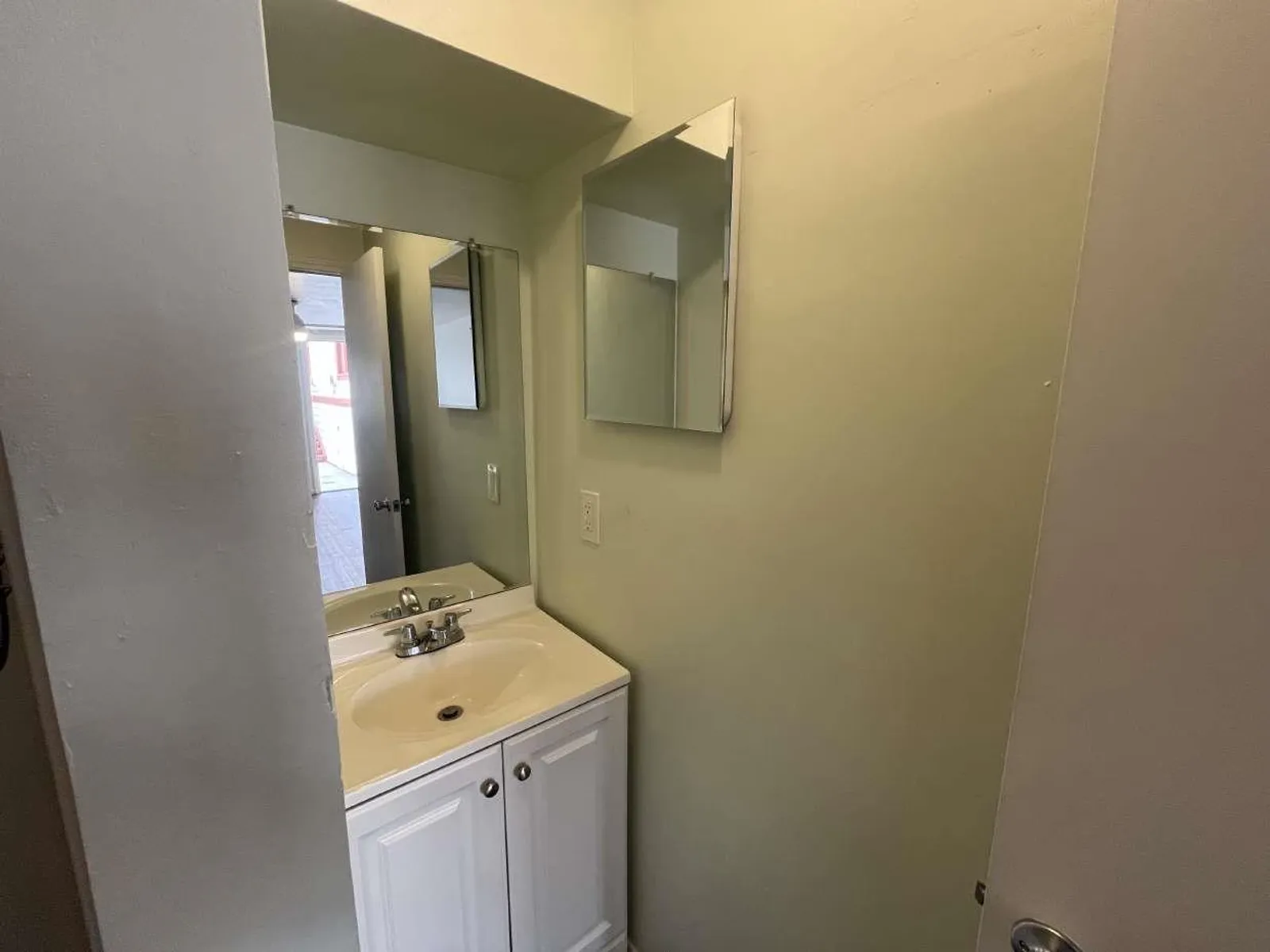 732 E. Santa Clara St. 13