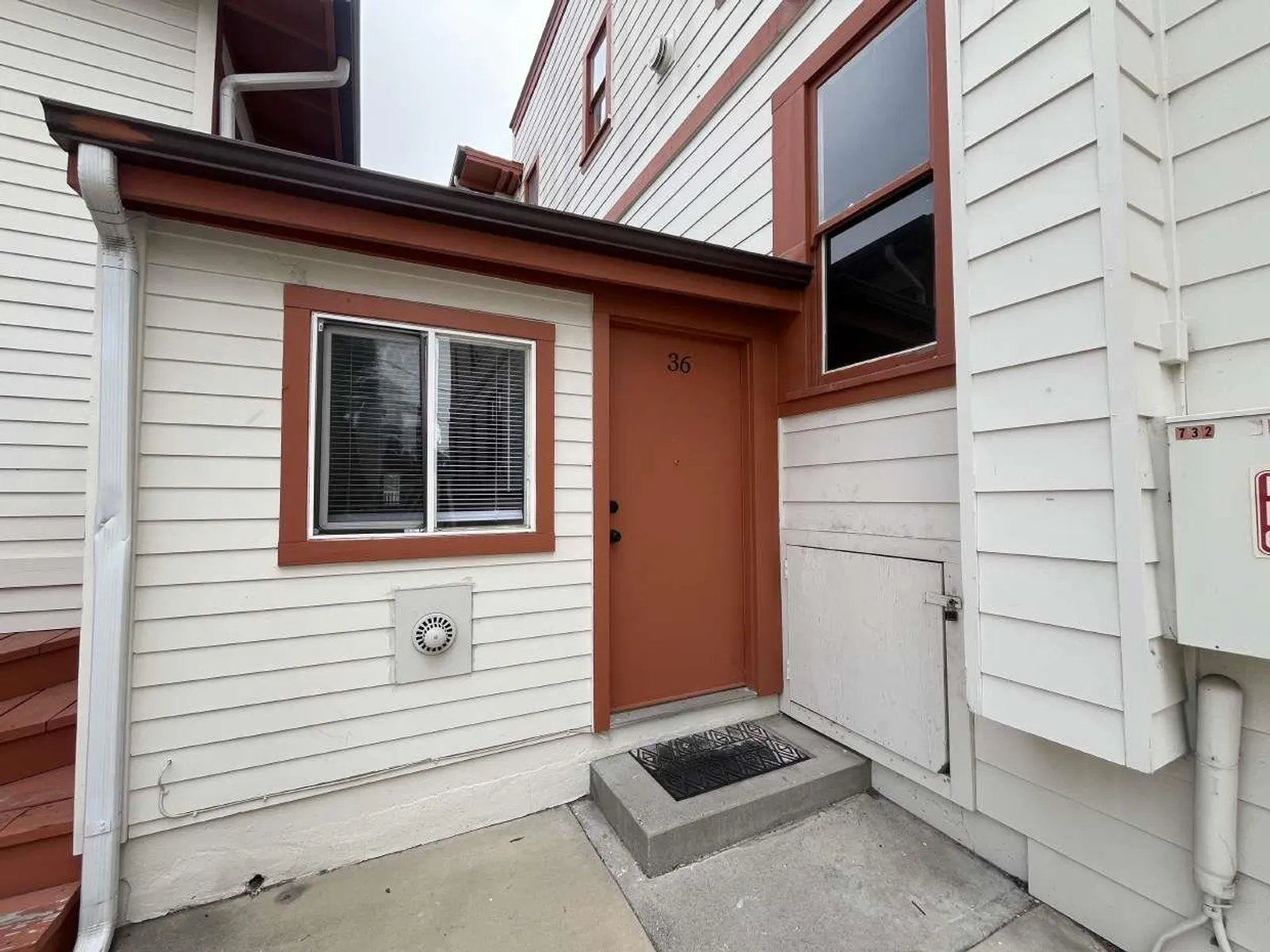 732 E. Santa Clara St. 14