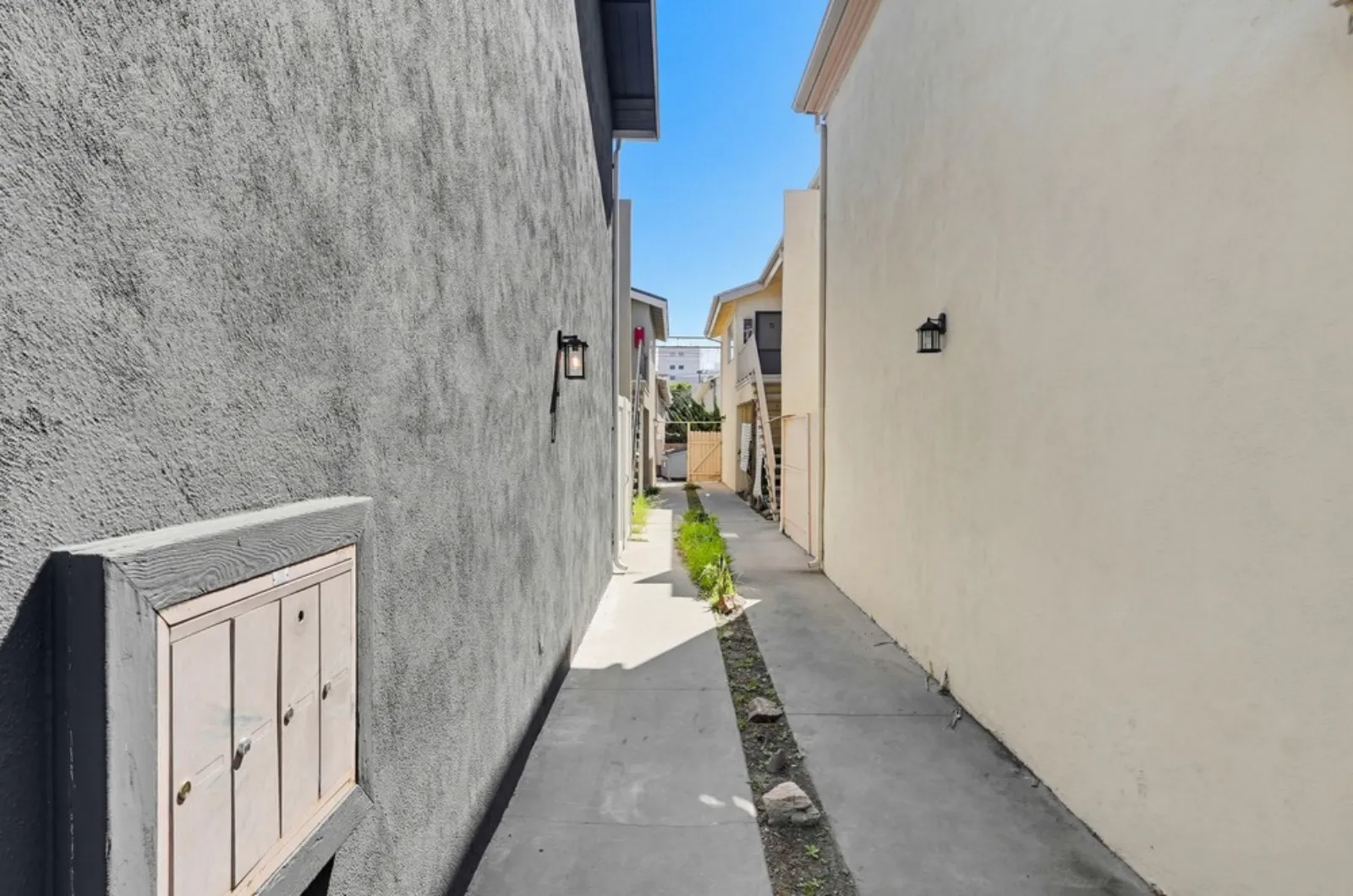 property for rent #19