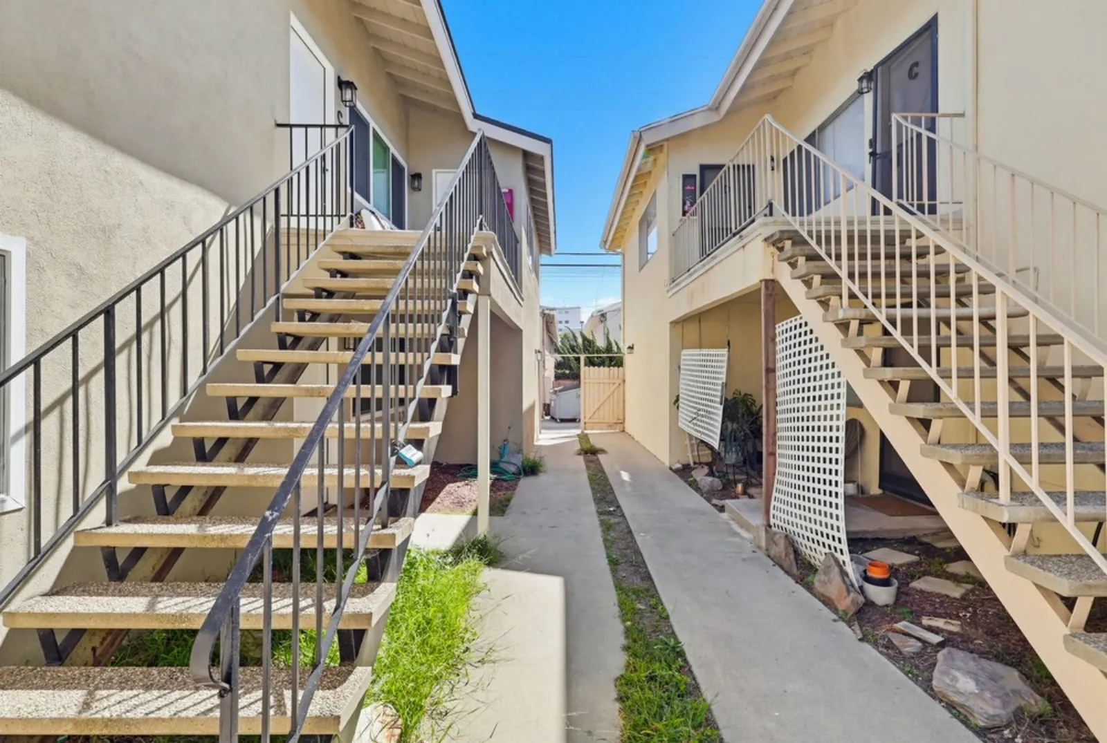 property for rent #33